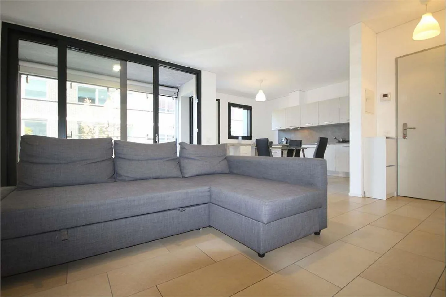 Lugano: modern apartment near the center - Photo 1 of 9