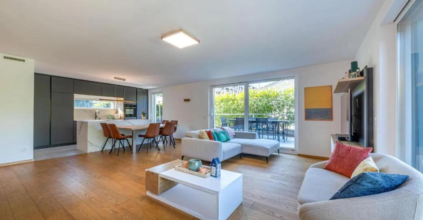 Attique Duplex avec Grande Terrasse - Photo 3 sur 6