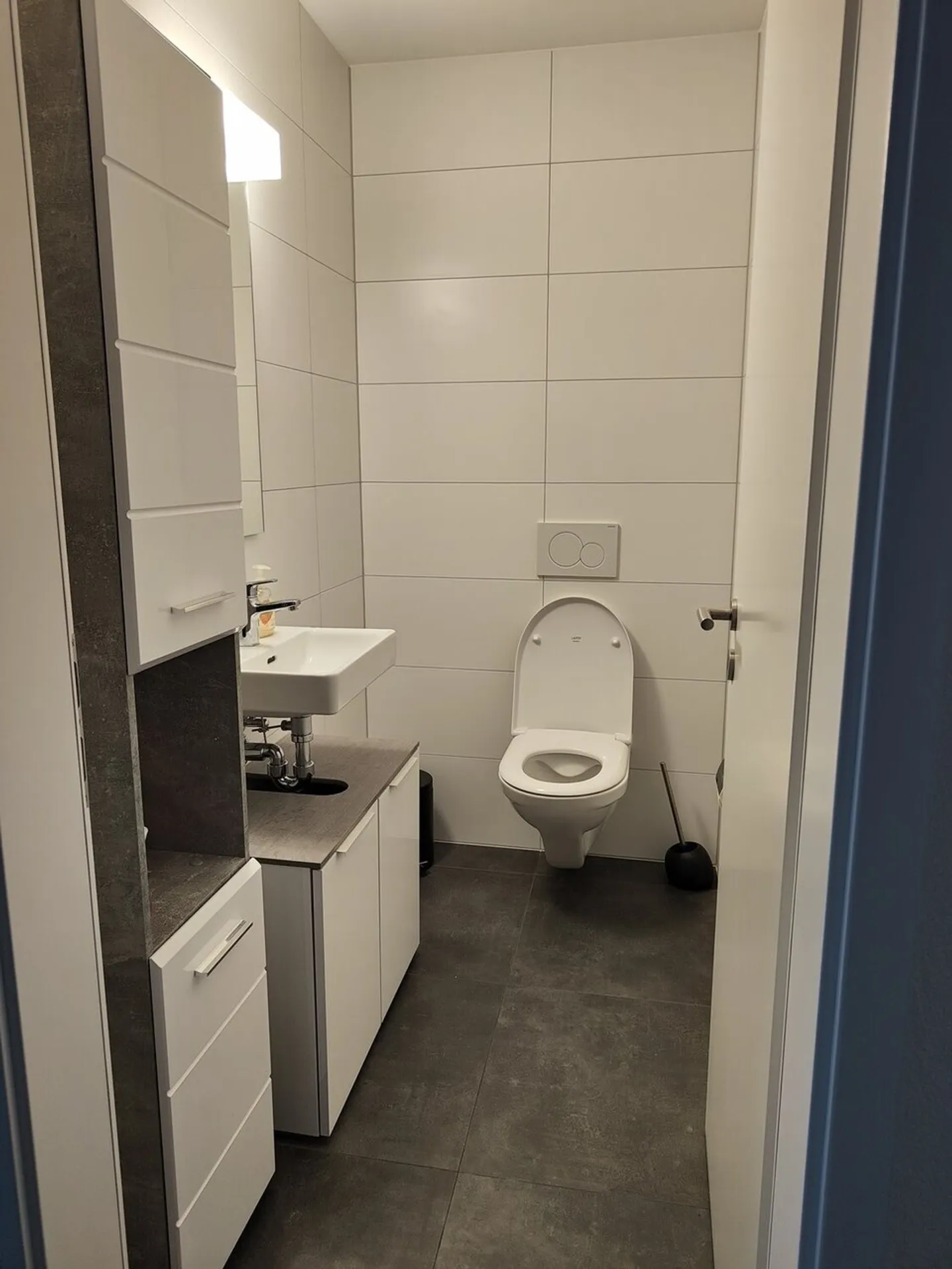Ampio appartamento di 3,5 locali di 88m2 in un edificio recente - Foto 10 di 12