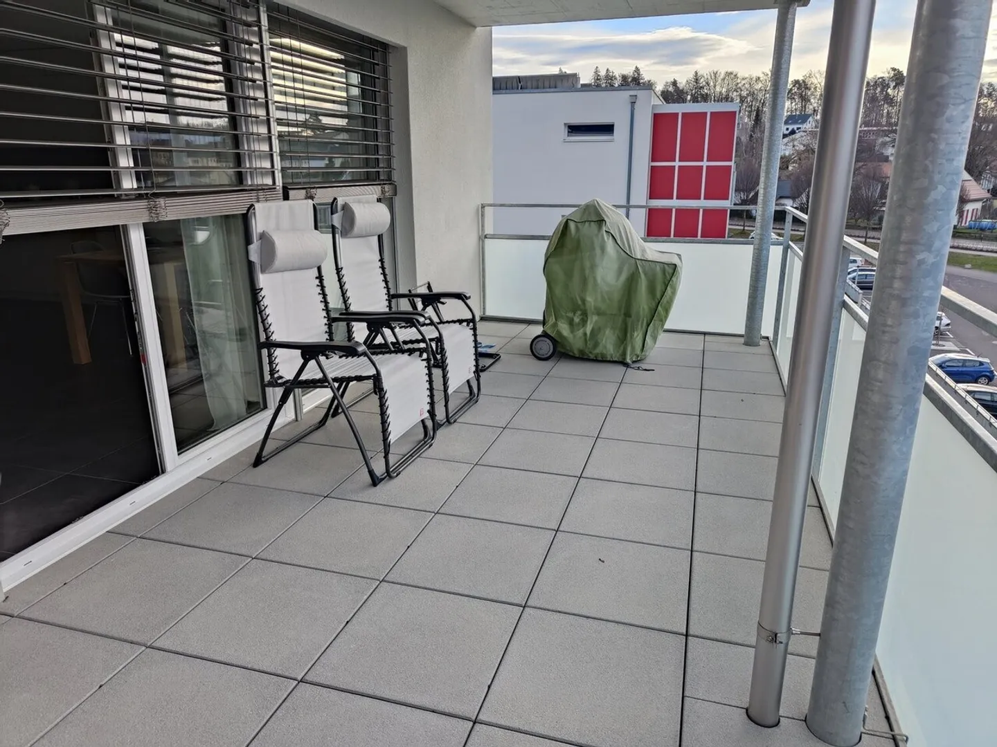 Ampio appartamento di 3,5 locali di 88m2 in un edificio recente - Foto 12 di 12