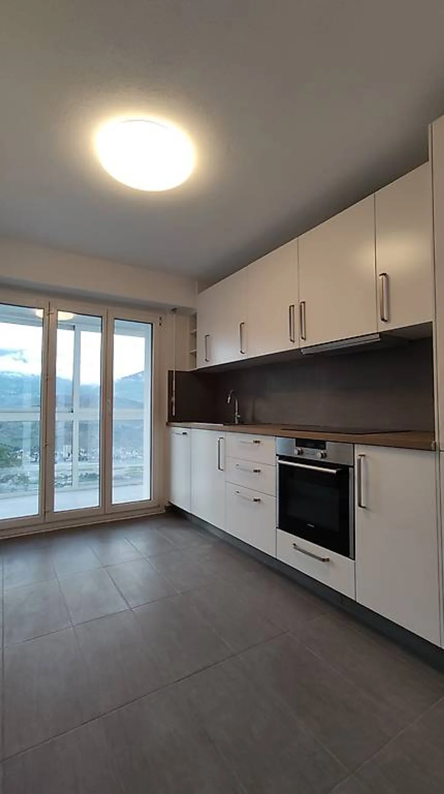 Appartamento 3,5 locali - Foto 2 di 3