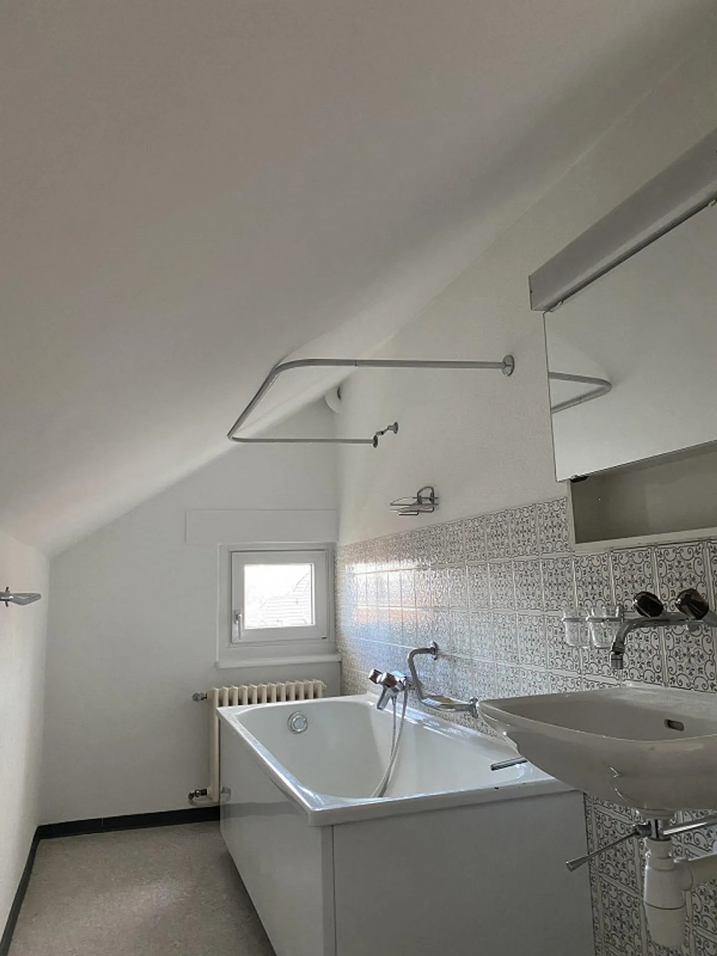 Appartement 2 pièces avec charme - Photo 3 sur 5