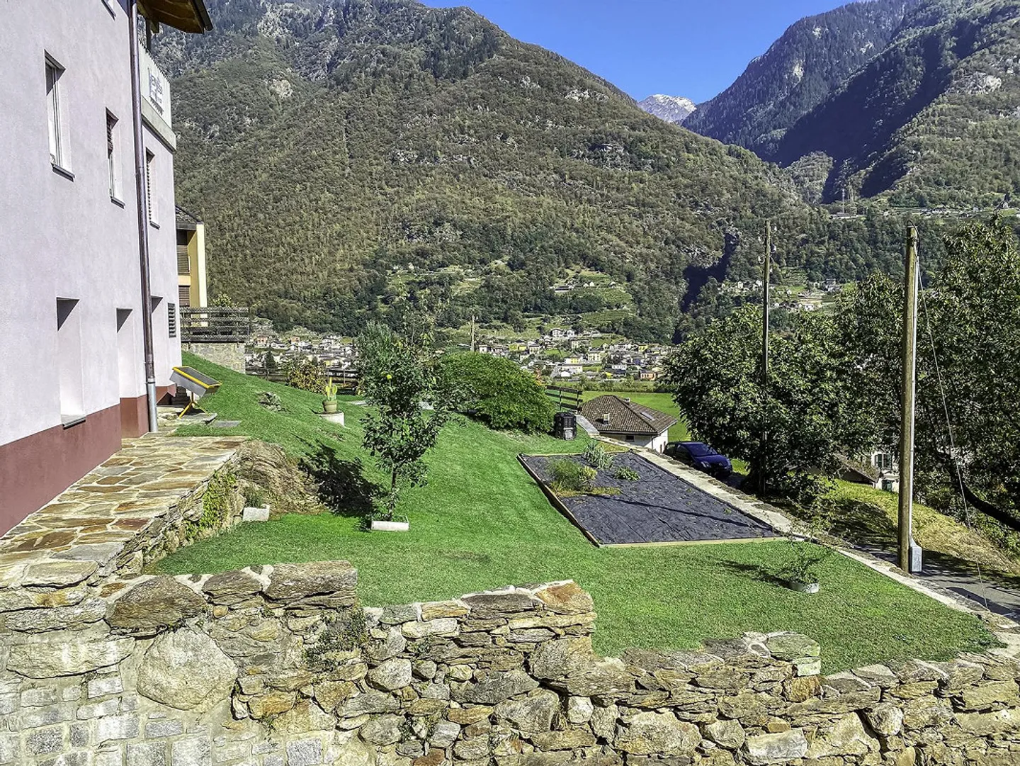 Val di Blenio - Casa unifamiliare con giardino e parcheggio, soleggiat - Foto 3 di 23