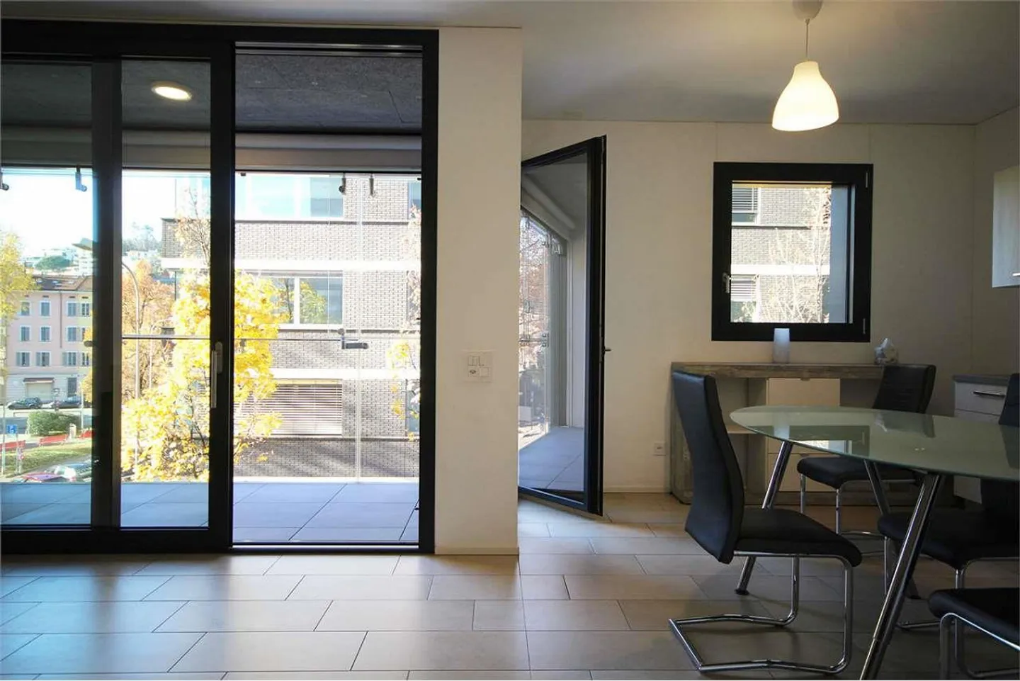 Lugano: modern apartment near the center - Photo 8 of 9