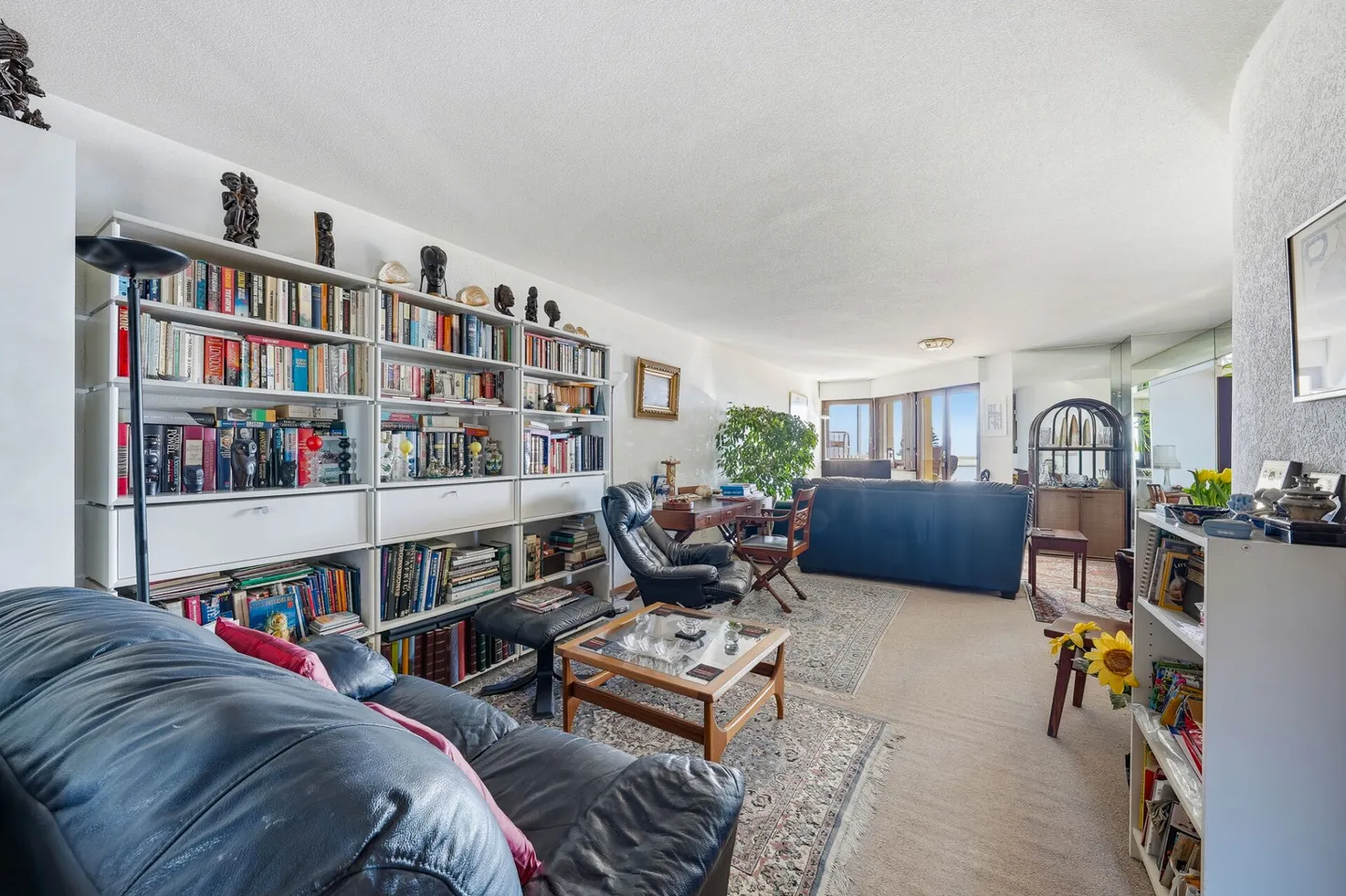 4.5 Room Apartment with Breathtaking Views of the Alps and the Lake with Sauna - Photo 5 of 11