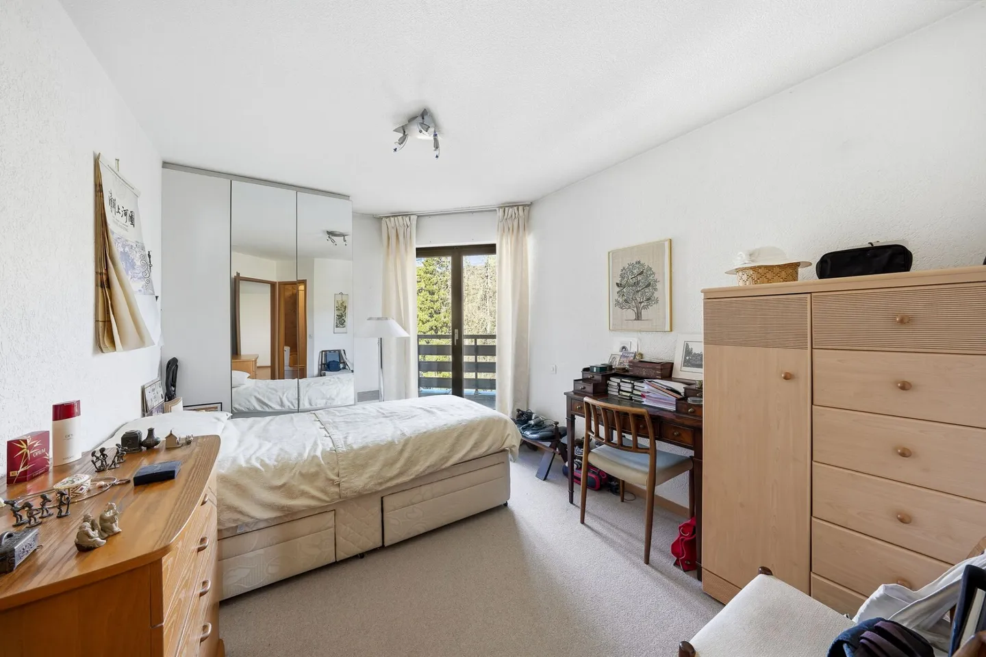 4.5 Room Apartment with Breathtaking Views of the Alps and the Lake with Sauna - Photo 9 of 11