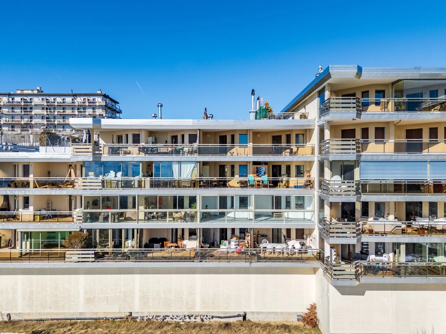 4.5 Room Apartment with Breathtaking Views of the Alps and the Lake with Sauna - Photo 10 of 11