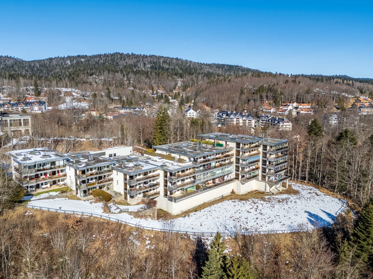 4.5 Room Apartment with Breathtaking Views of the Alps and the Lake with Sauna - Photo 11 of 11