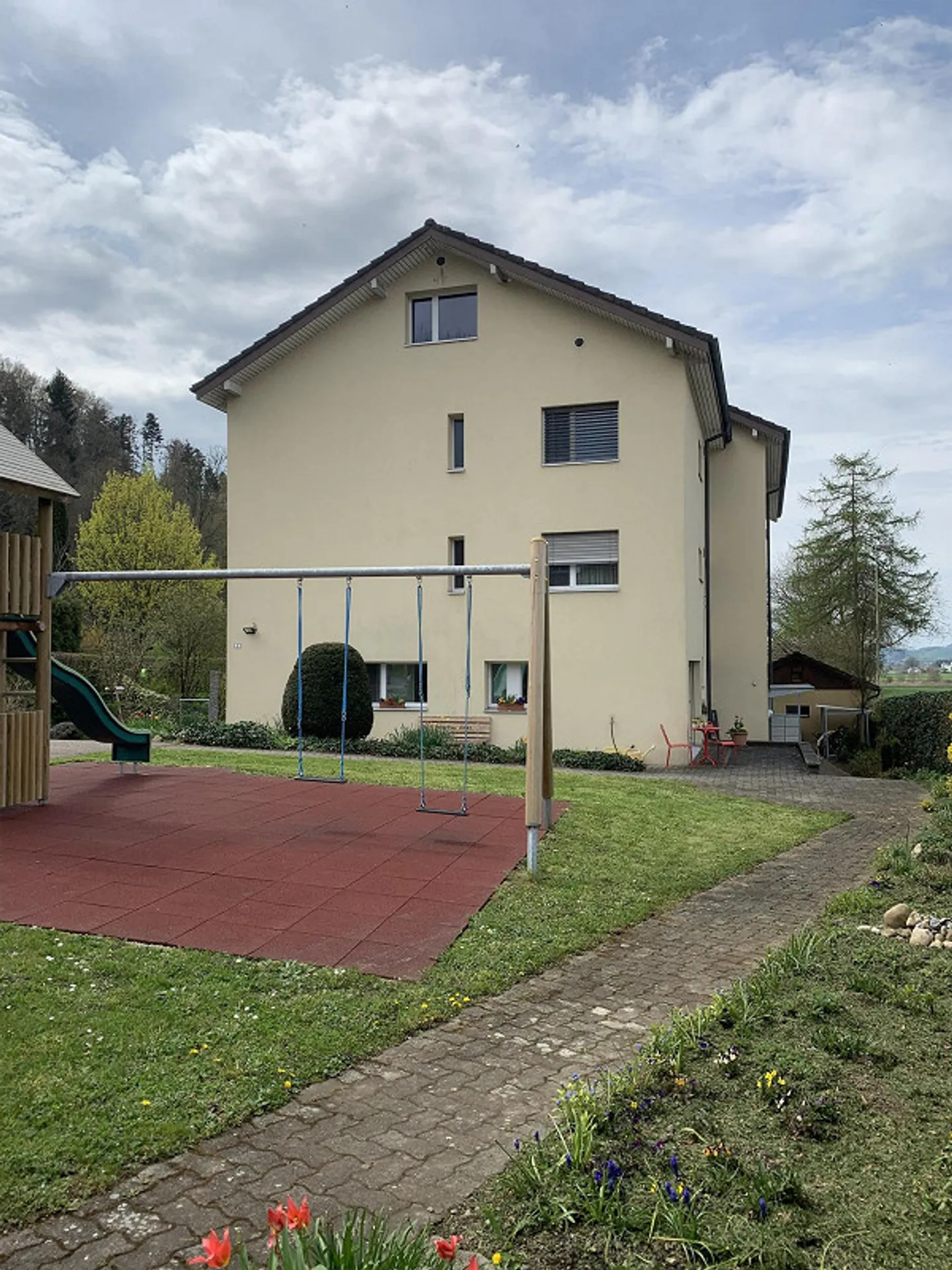 Charmante 4.5 Zimmer Wohnung - Foto 9 von 12