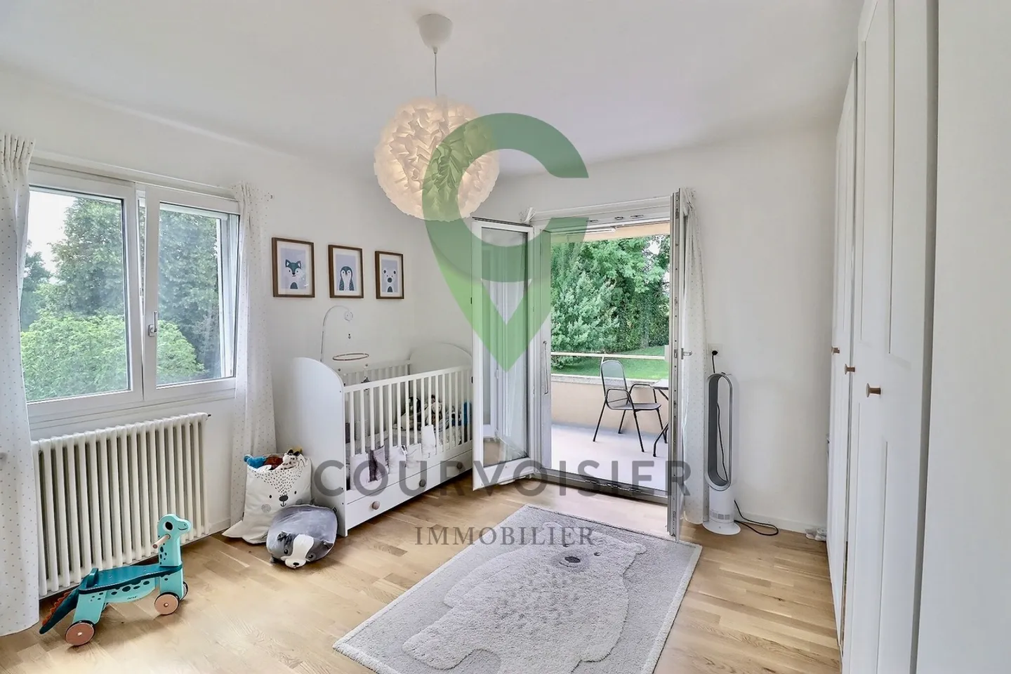 Maison familiale élégante avec piscine - Photo 7 sur 13