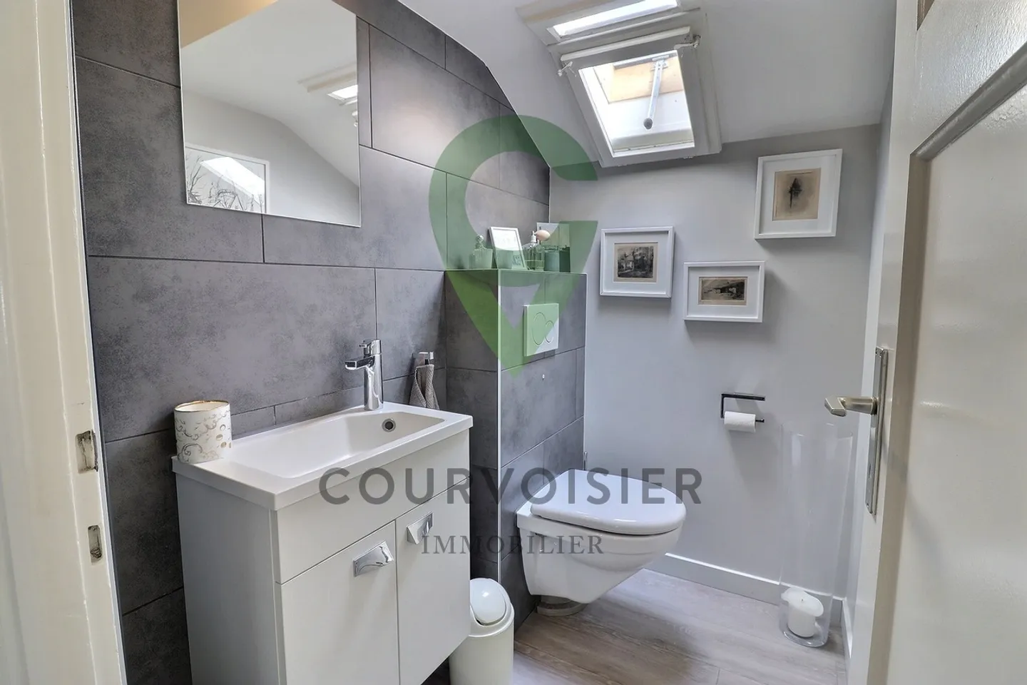 Maison familiale élégante avec piscine - Photo 12 sur 13