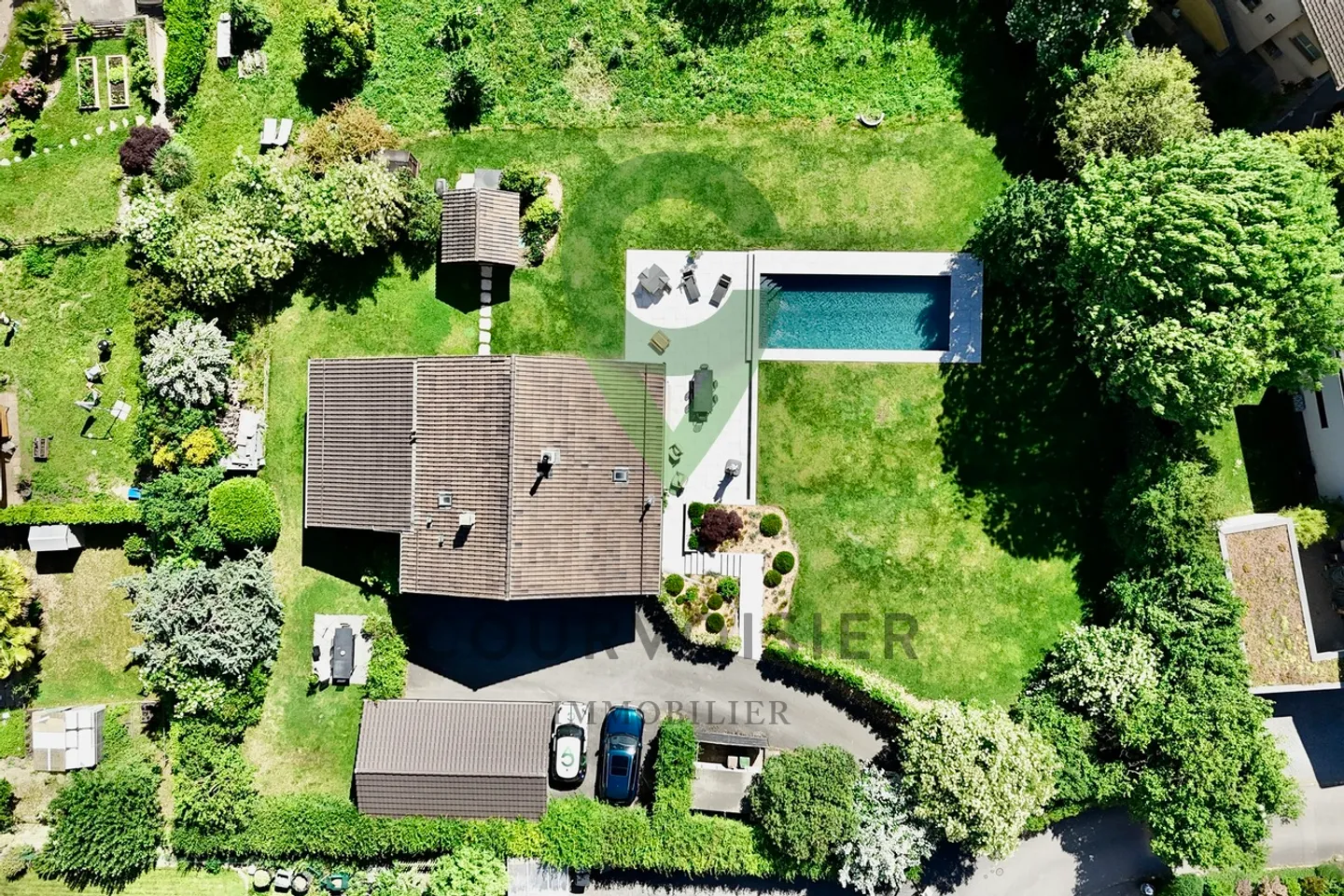Maison familiale élégante avec piscine - Photo 13 sur 13