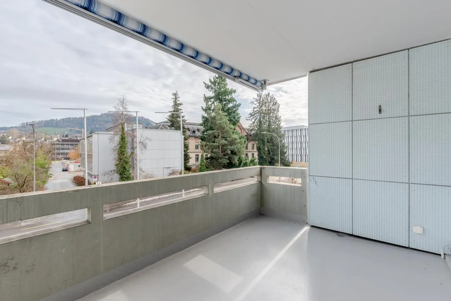 LOUER SANS CAUTION - Grand logement dans un emplacement central - Photo 8 sur 9