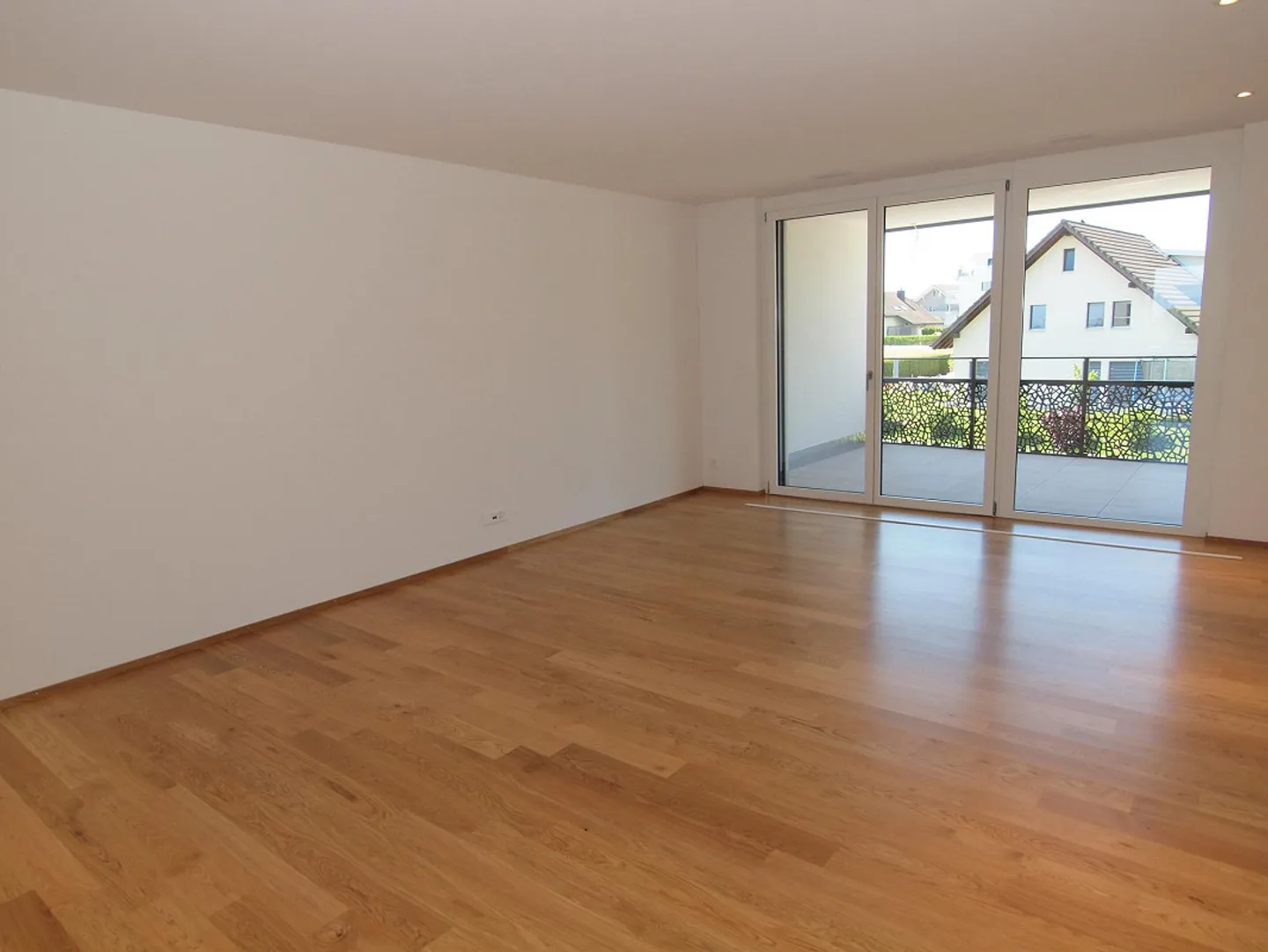 Bright 3.5 room apartment with two loggias - Photo 5 of 13