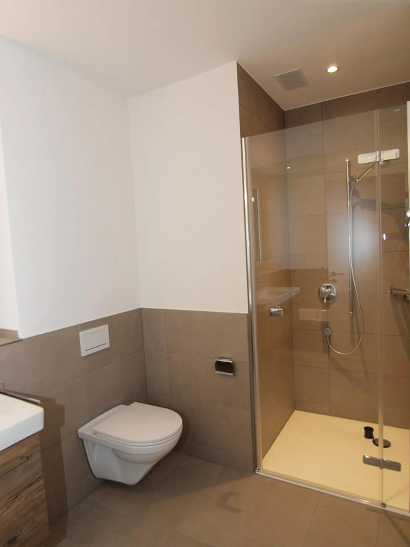 Bright 3.5 room apartment with two loggias - Photo 9 of 13