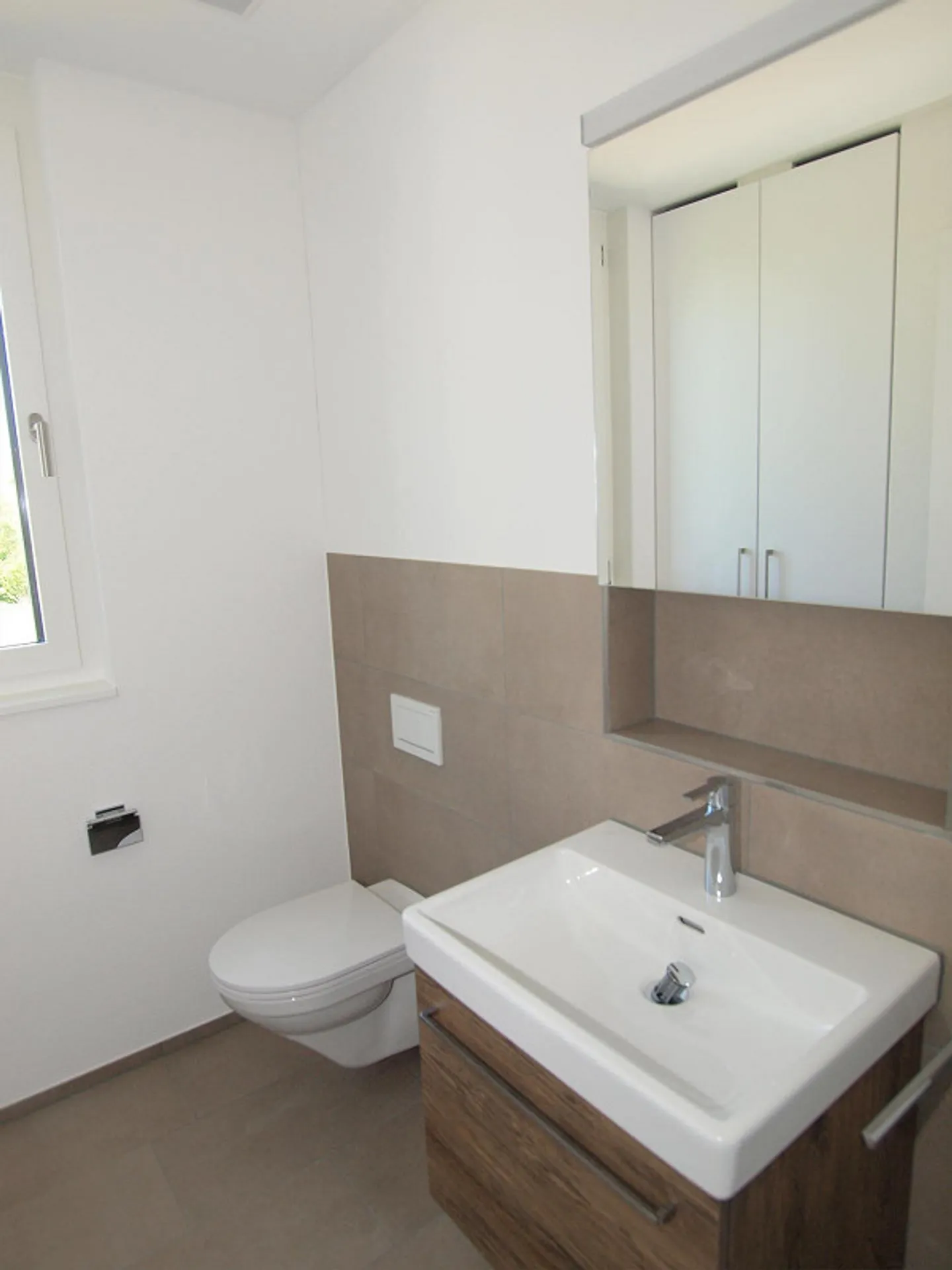 Bright 3.5 room apartment with two loggias - Photo 10 of 13