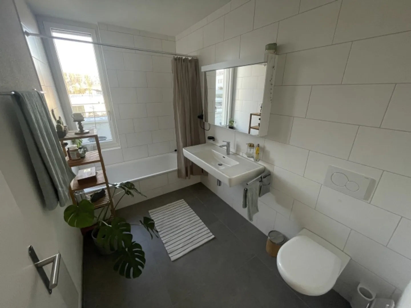 APPARTEMENT PENTHOUSE 3½ PIÈCES À KRIENS (LU), MEUBLÉ, TEMPORAIRE - Photo 6 sur 10