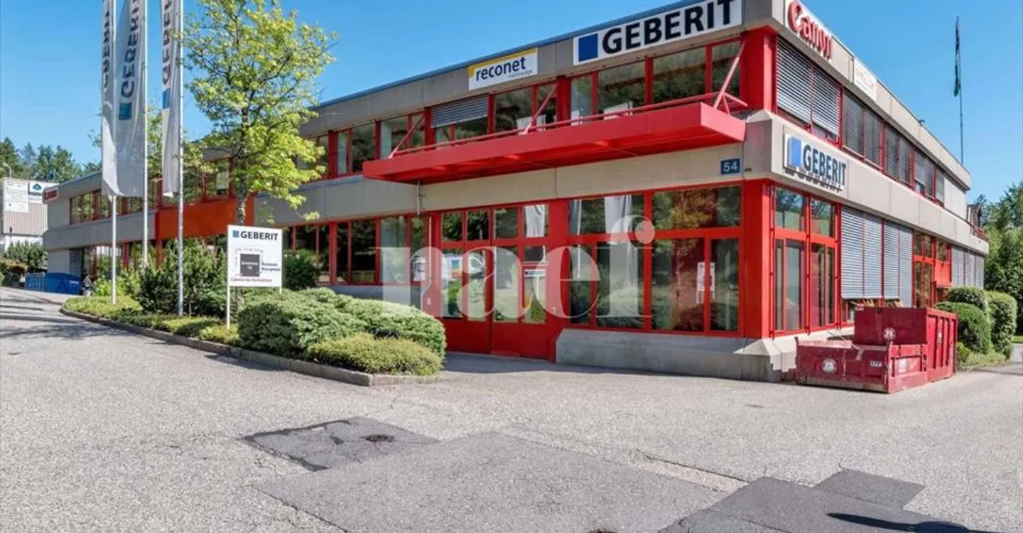 Mixed-use building for rent - Photo 6 of 6