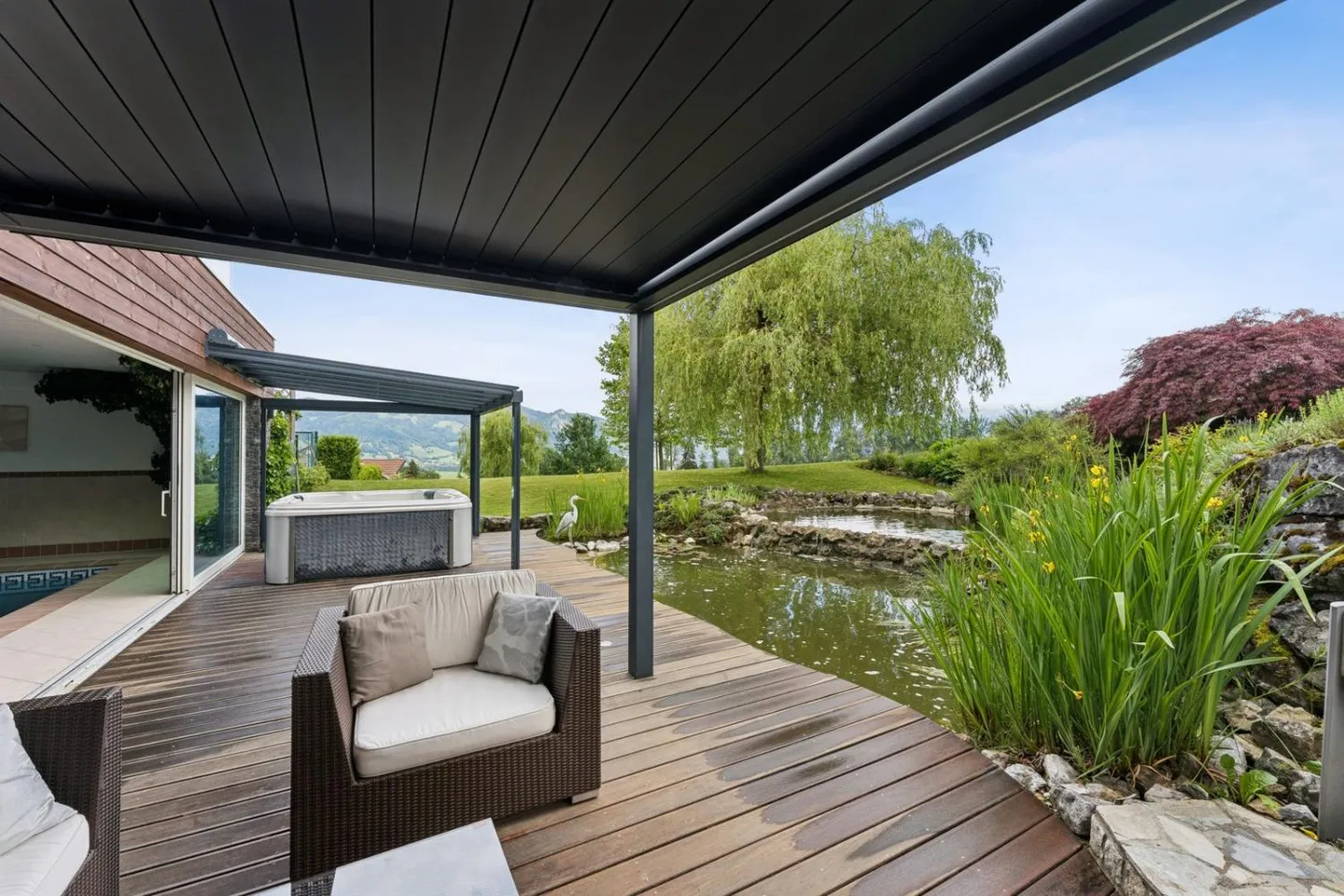 Magnificent exceptional property 10 minutes from Bulle and 20 minutes from - Photo 1 of 9