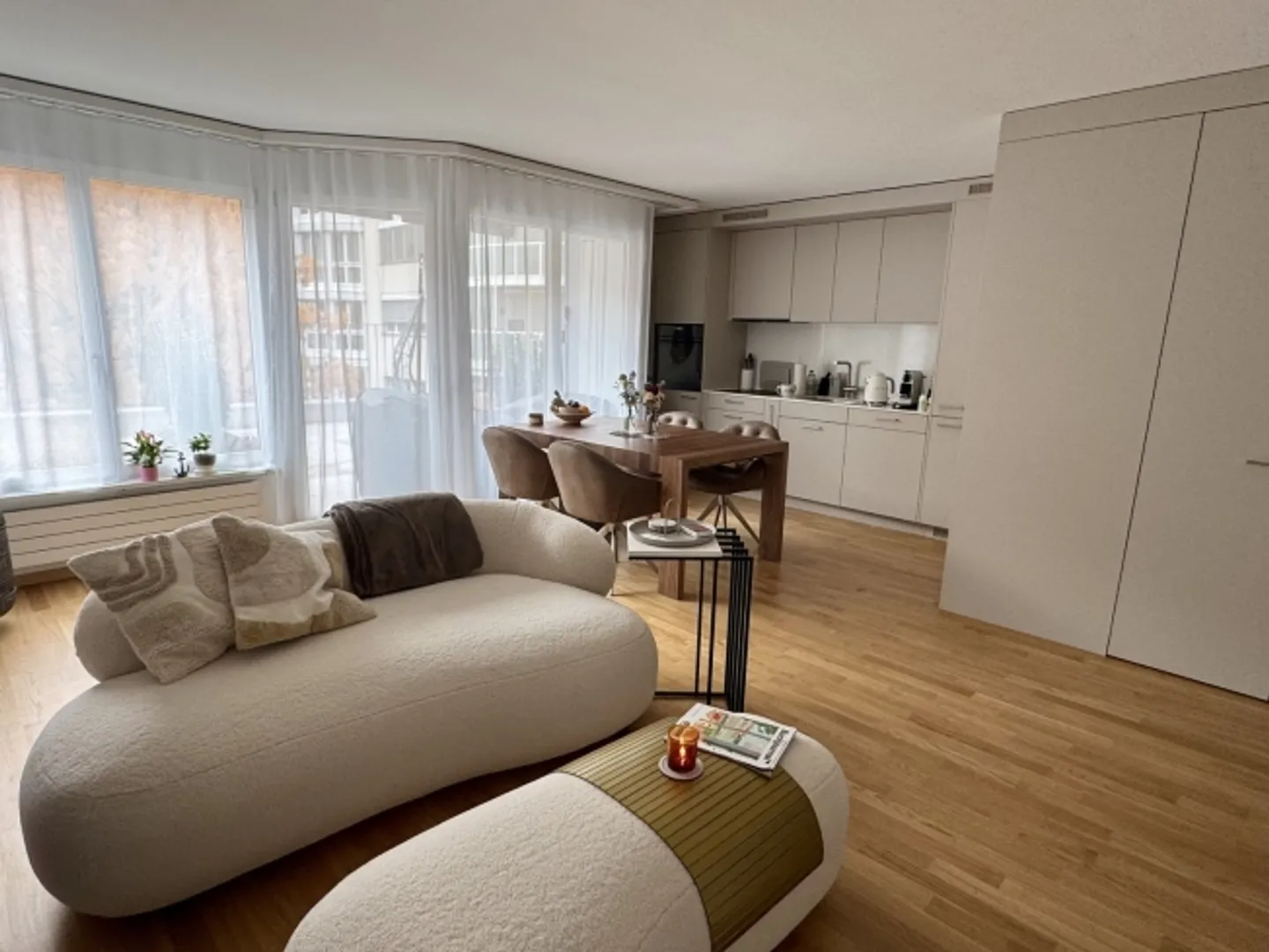 Appartement 2½ pièces à Lucerne, meublé, temporaire - Photo 2 sur 10