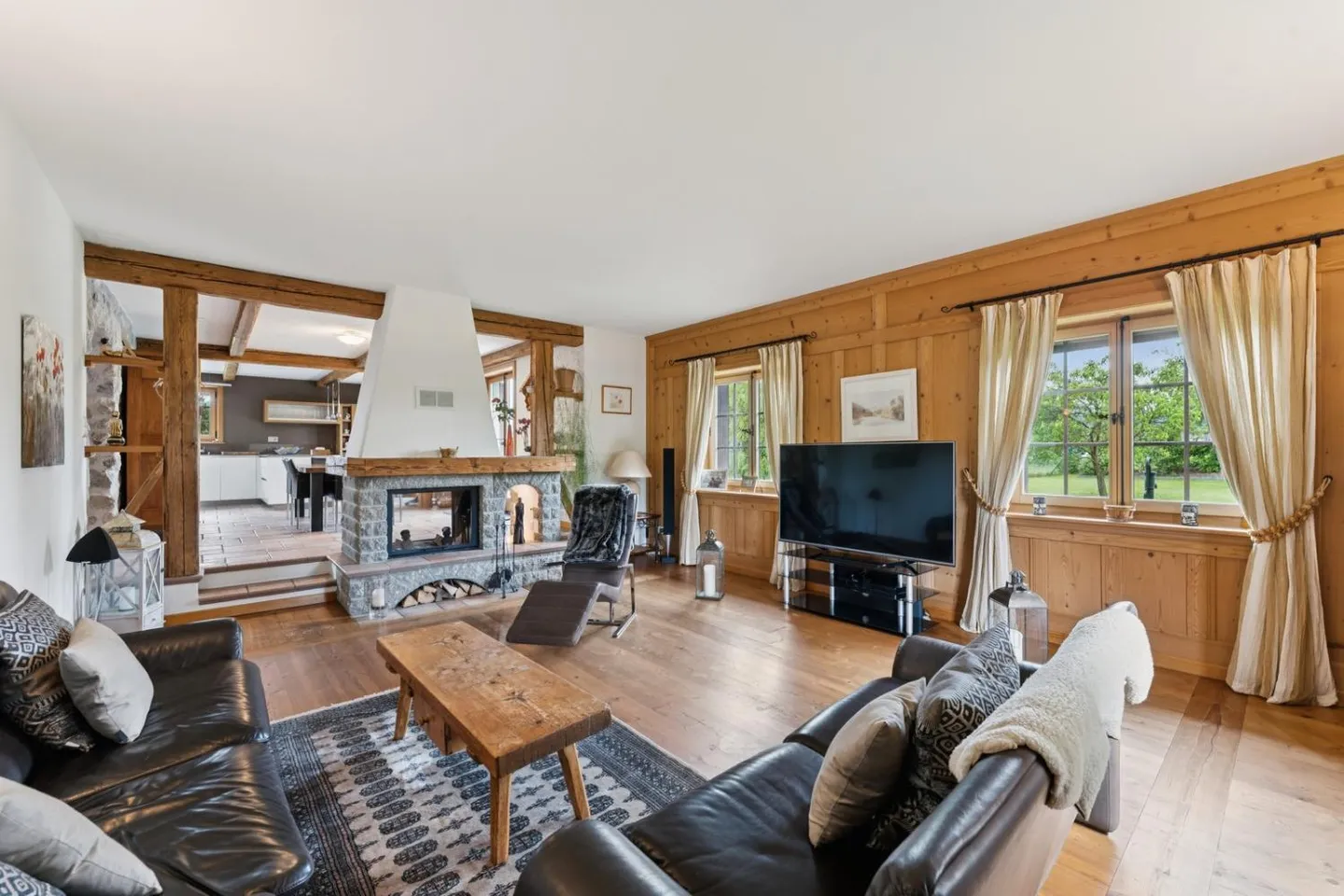 Magnificent exceptional property 10 minutes from Bulle and 20 minutes from - Photo 7 of 9