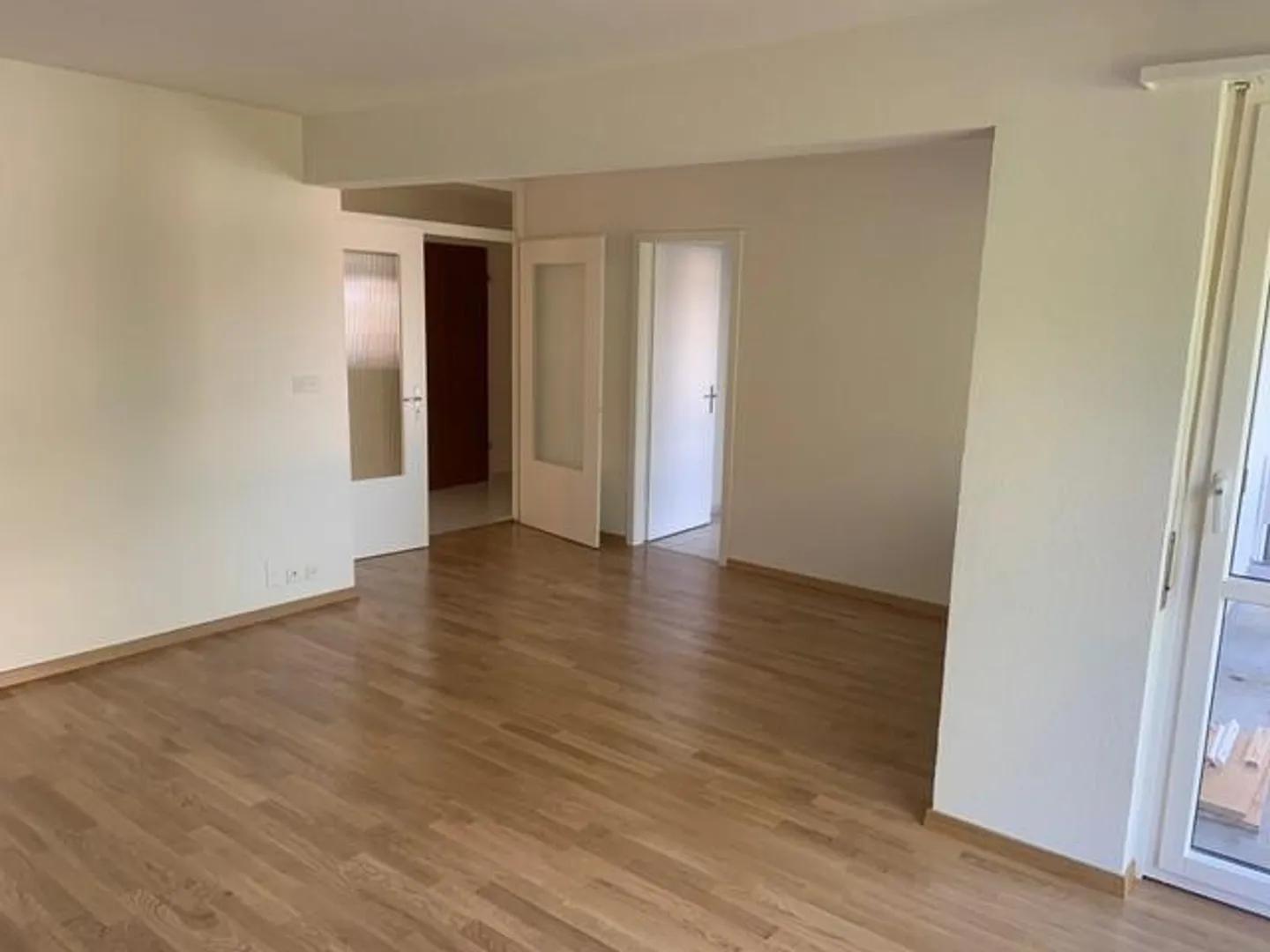 4.5-room apartment with new, modern fitted kitchen in Oberwil - Photo 5 of 9