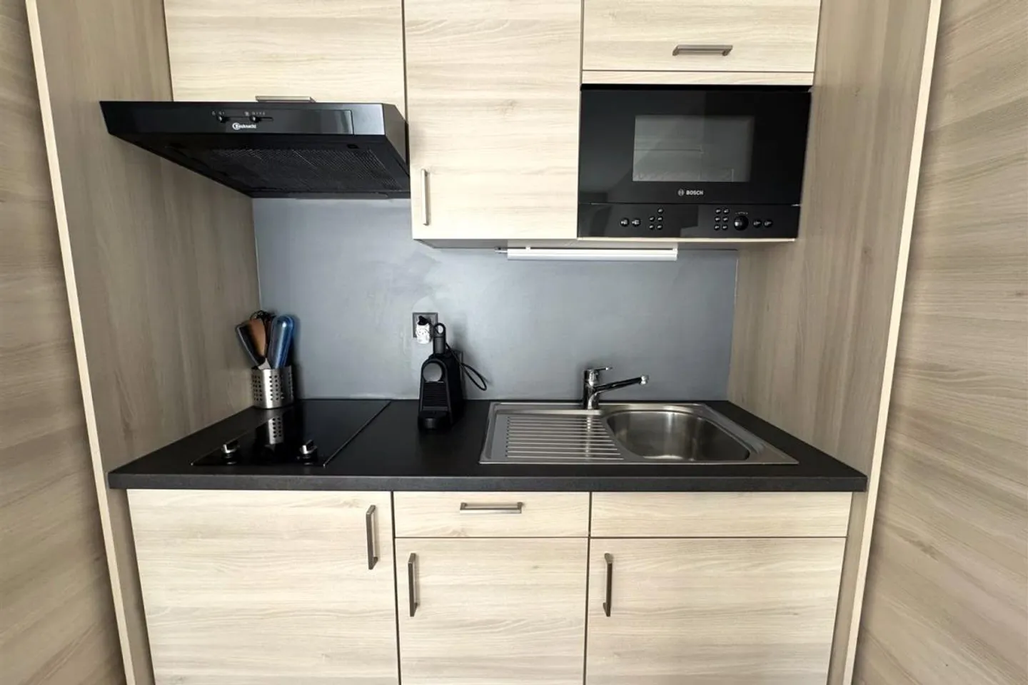 Charming Studio in Eaux-Vives - Photo 3 of 5