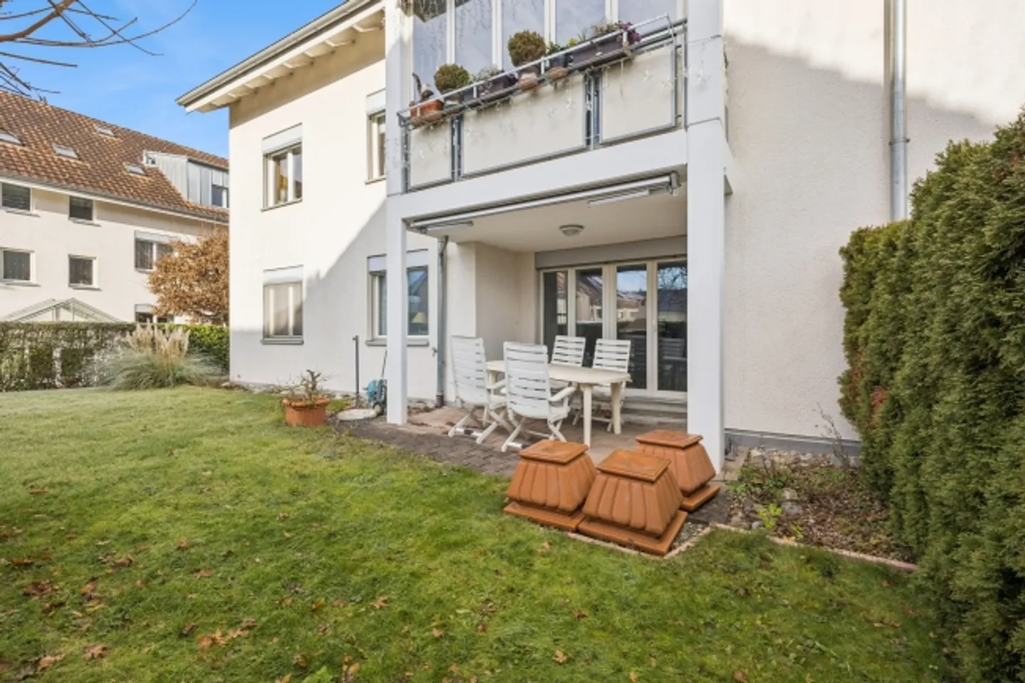 4.5-Room Garden Apartment in Otelfingen - Photo 3 of 13