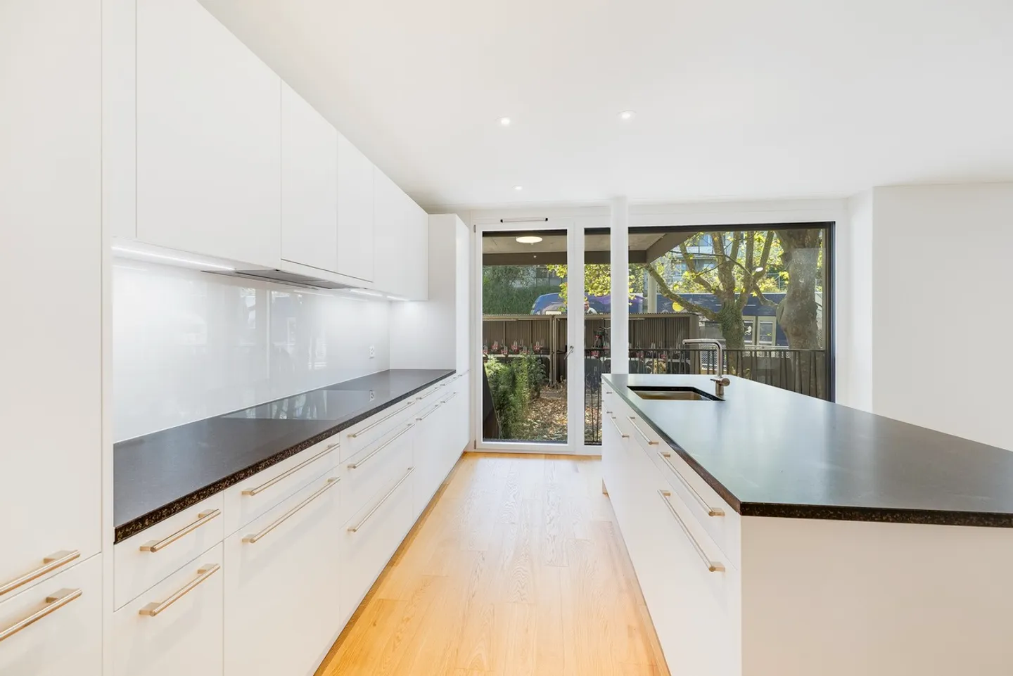 Moderne Garten-Maisonette in Riehen - Foto 9 von 25