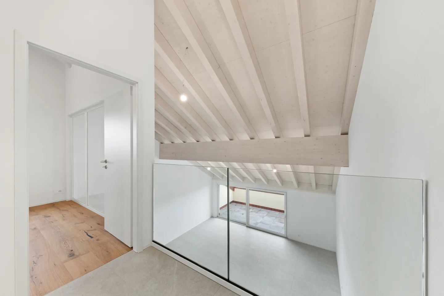 5.5 Room Apartment in a Semi-Detached House in Prévonloup - Photo 4 of 10