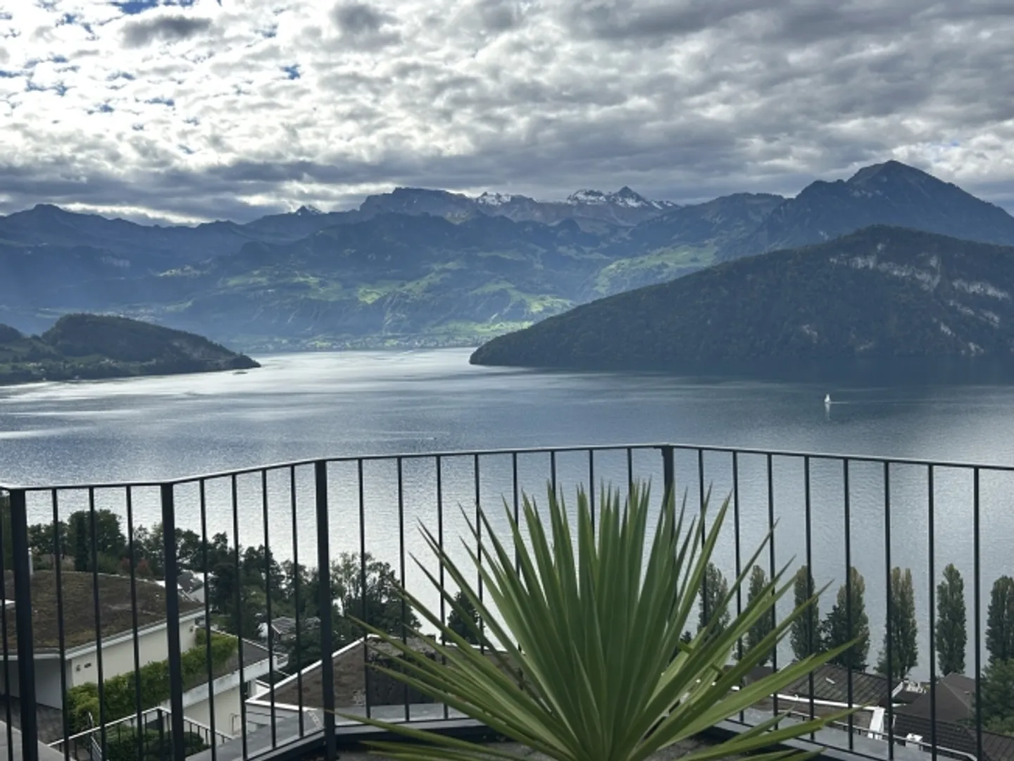 2½ ROOM APARTMENT IN WEGGIS (LU), FURNISHED, TEMPORARY - Photo 3 of 9