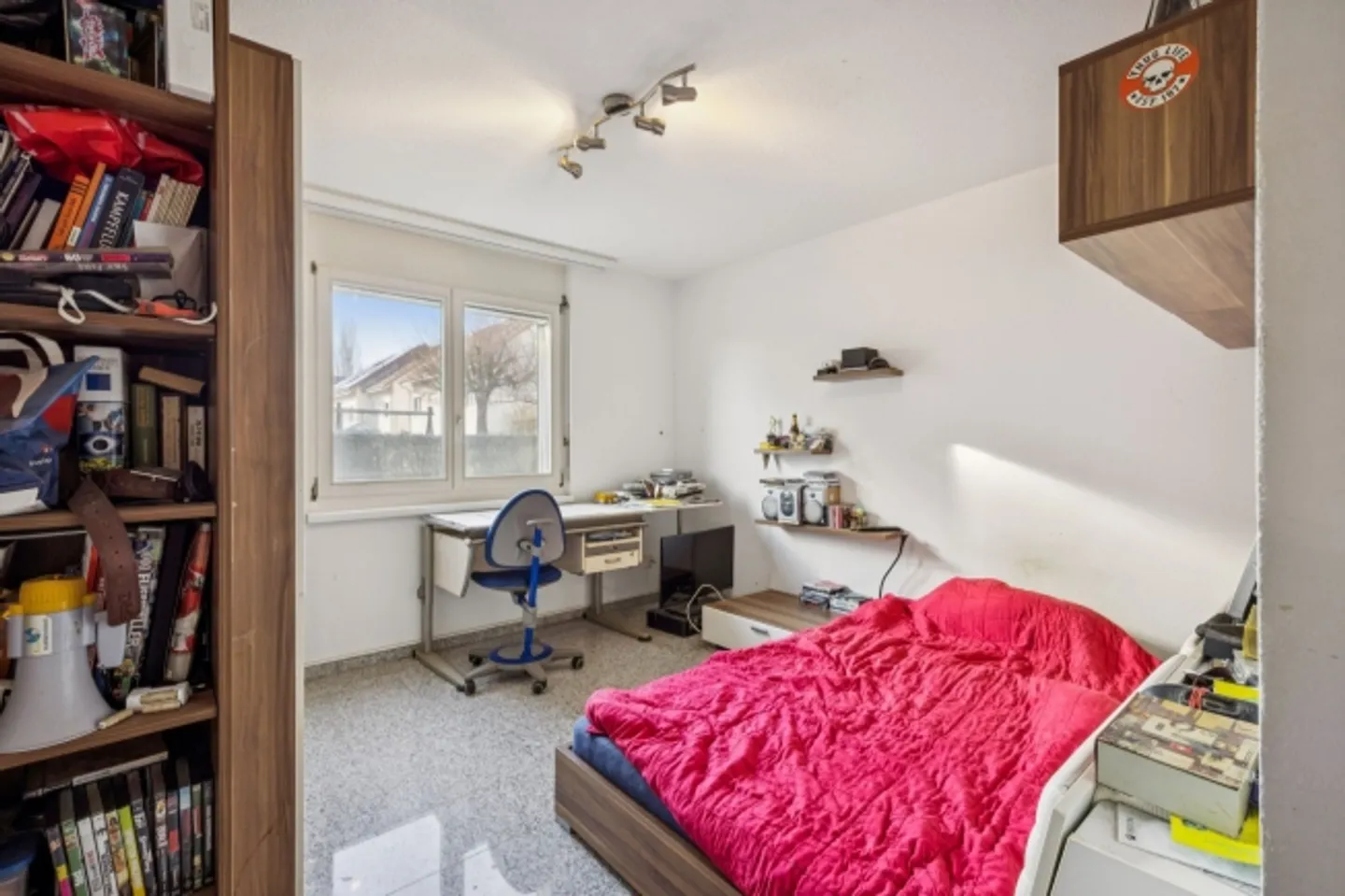 4.5-Room Garden Apartment in Otelfingen - Photo 11 of 13