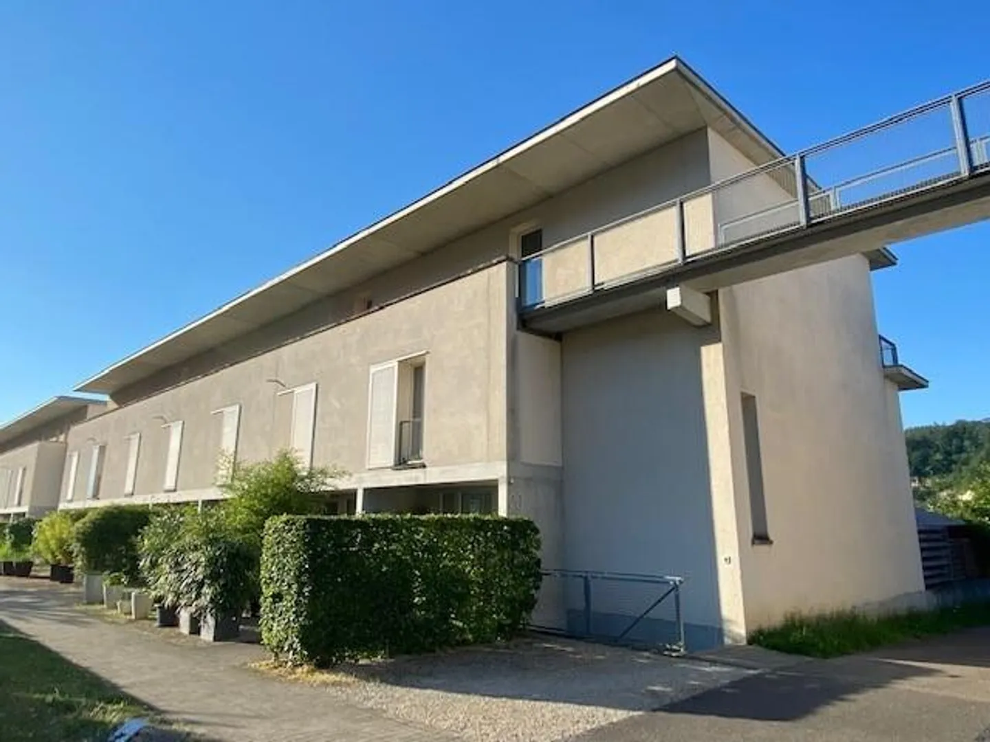 Maisonette apartment with private garden - Photo 1 of 7