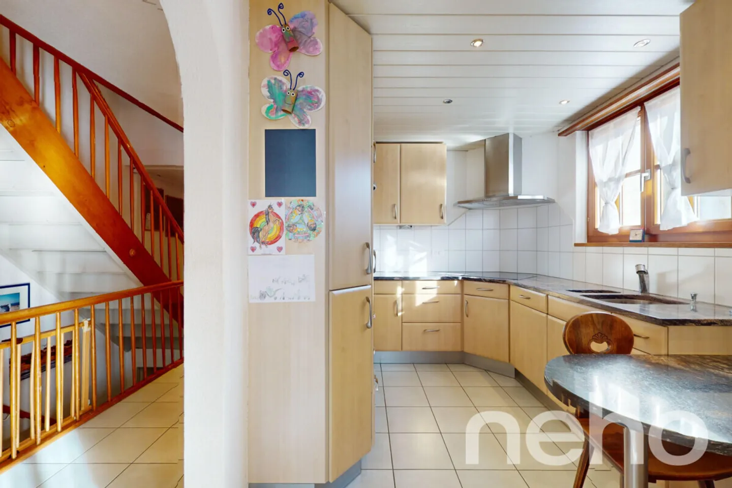 Affascinante casa unifamiliare con studio aggiuntivo - Foto 4 di 13