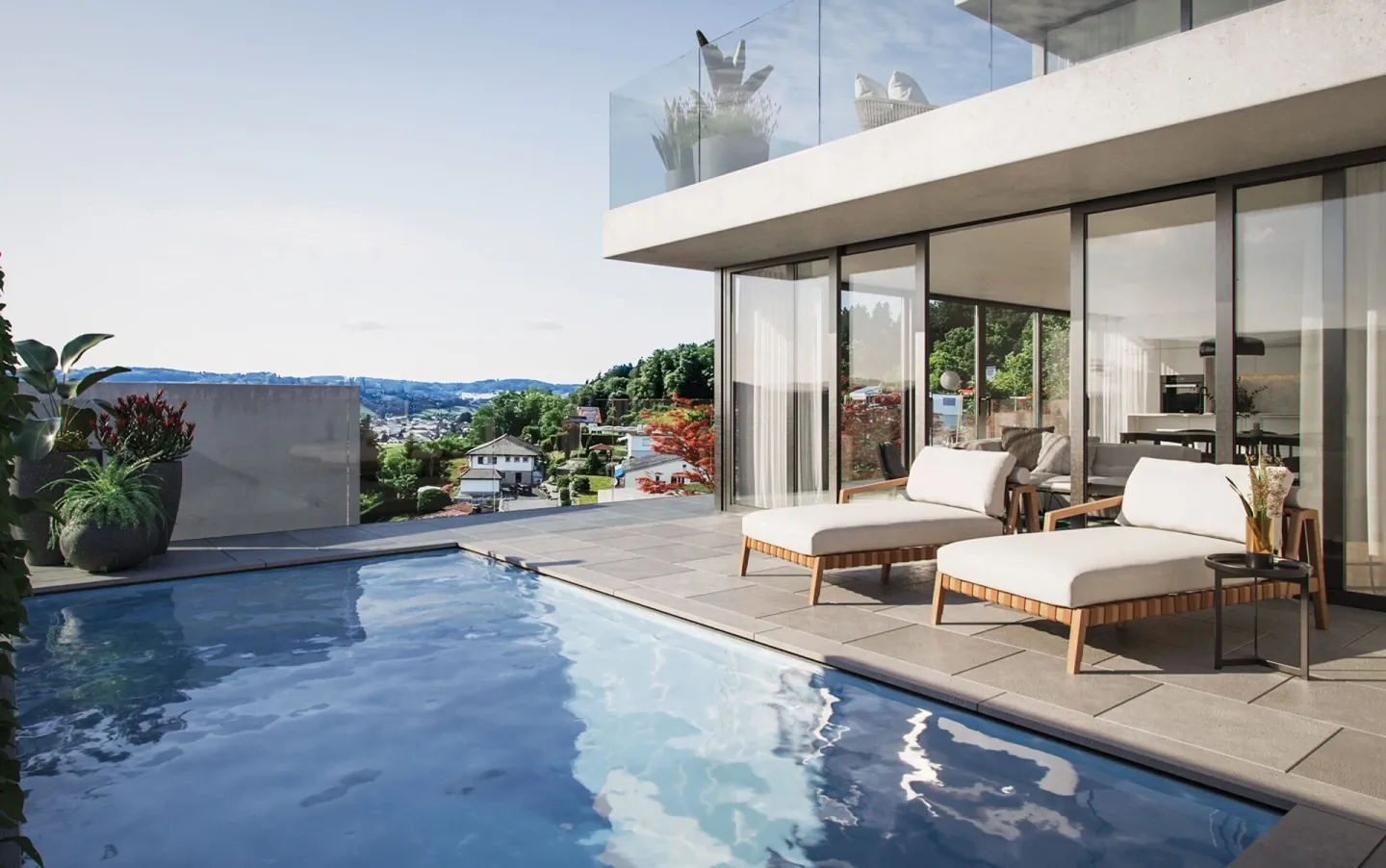 Panorama trifft Pool - Wohnen auf höchstem Niveau - Foto 1 von 8