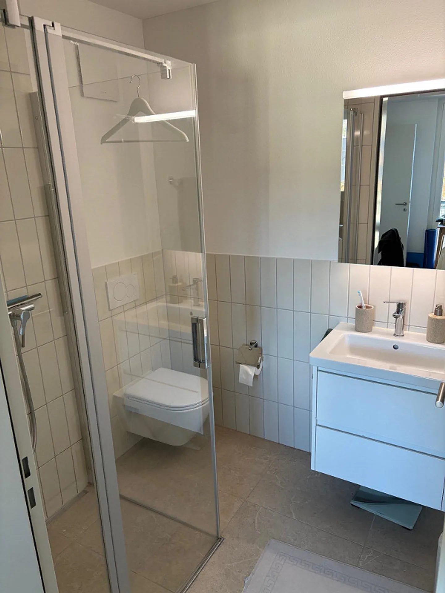 Affittuario cercasi: Luminoso appartamento di 3.5 locali a Zurigo Wollishofen - Foto 7 di 11