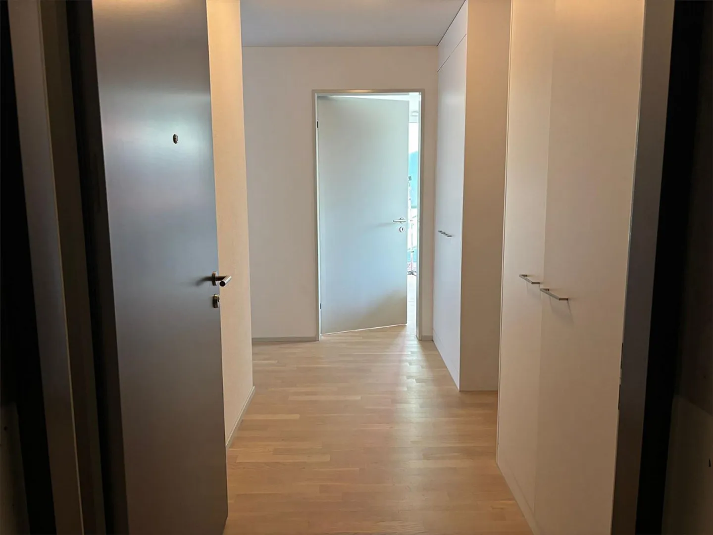 Affittuario cercasi: Luminoso appartamento di 3.5 locali a Zurigo Wollishofen - Foto 8 di 11