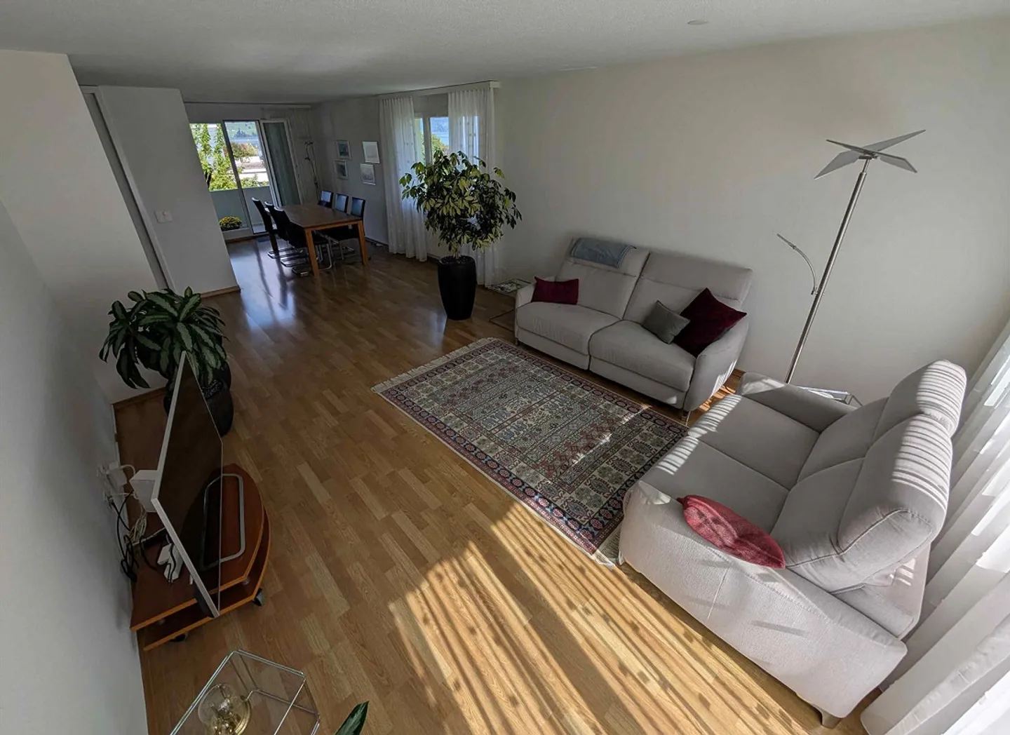 Modern 4.5-room apartment with lake view in Buochs - Photo 1 of 11