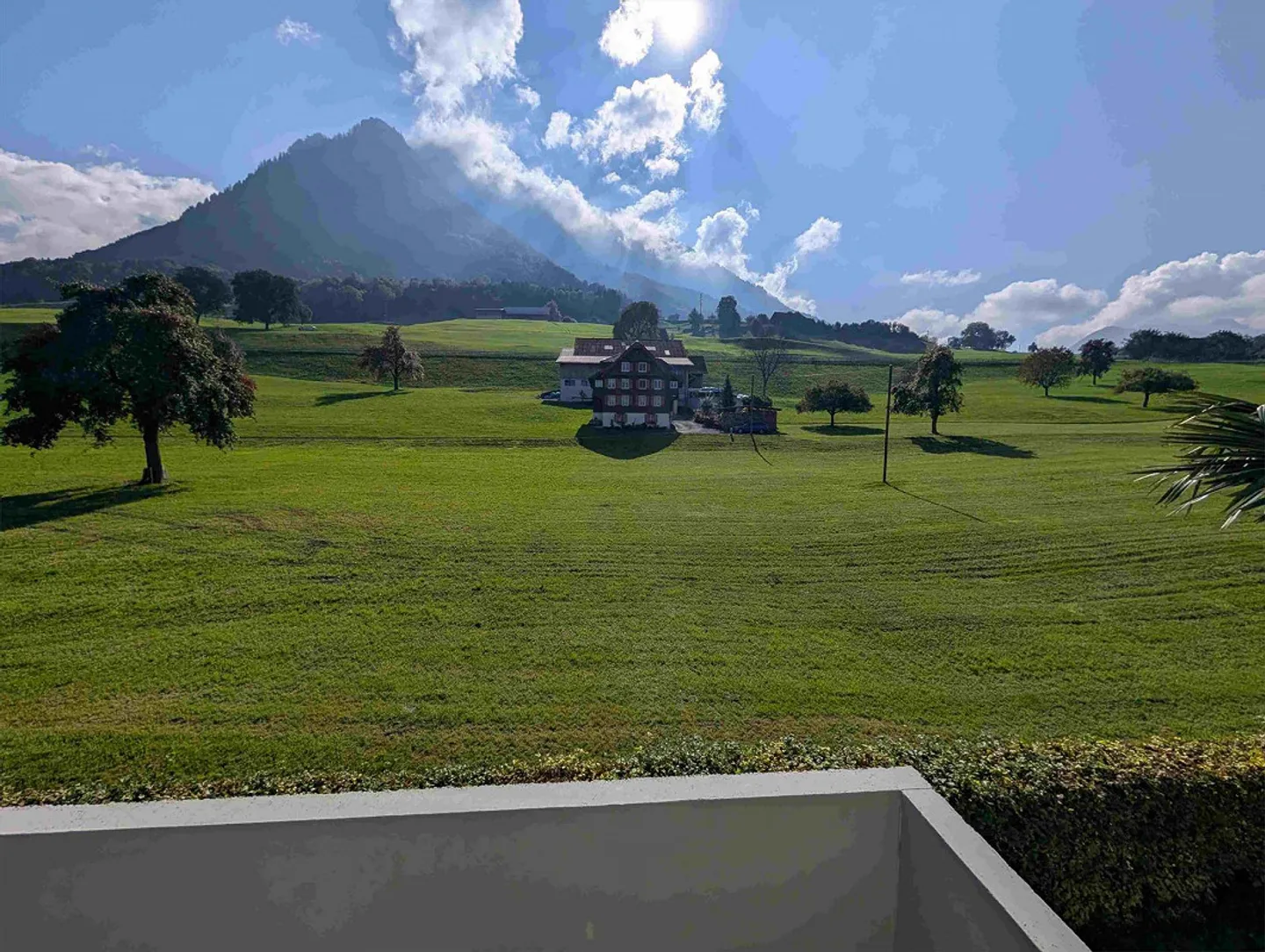 Modern 4.5-room apartment with lake view in Buochs - Photo 10 of 11