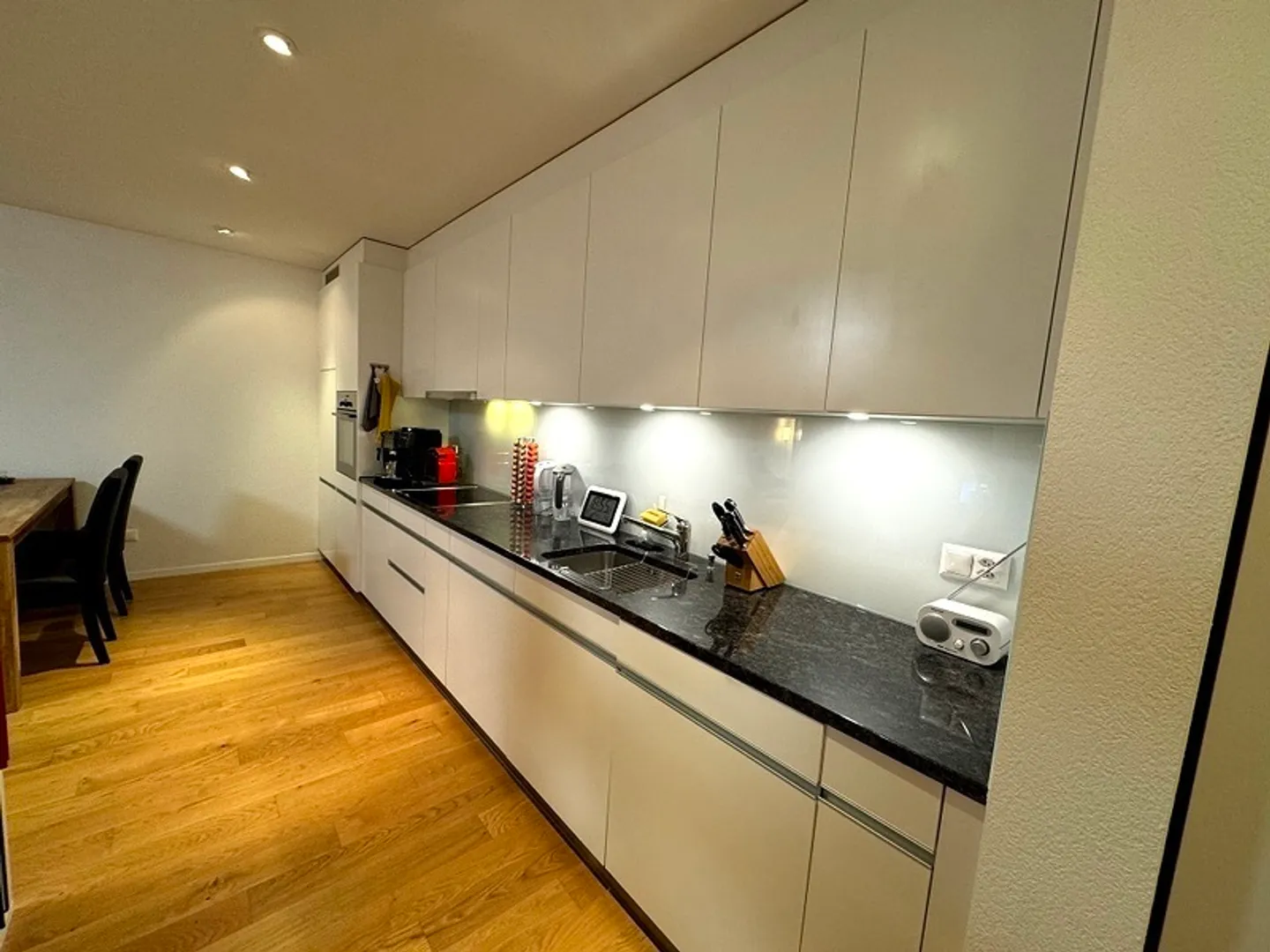 Furnished 2.5 Room Apartment - Photo 5 of 9