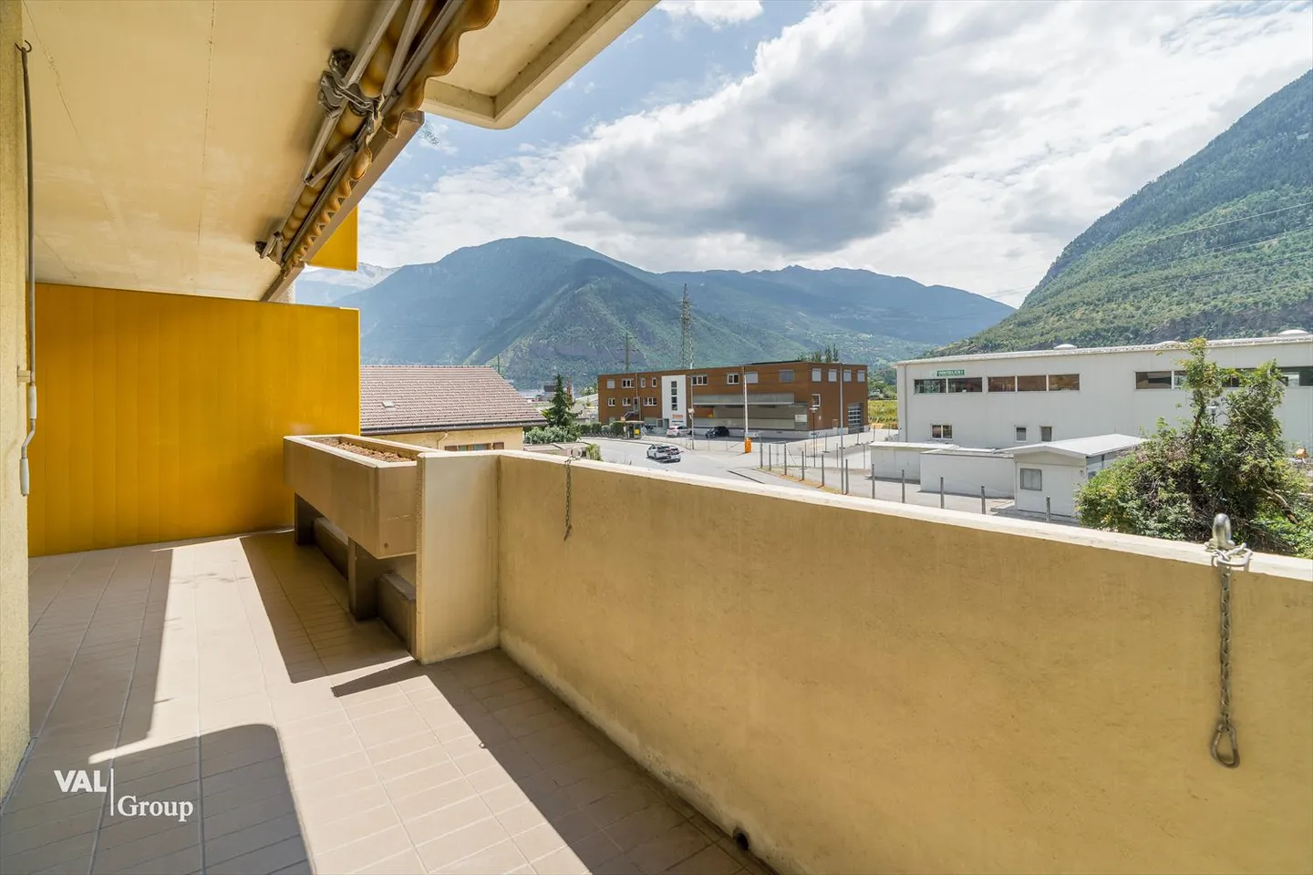 Appartement confortable de 4,5 pièces avec vue sur la montagne à Baltschieder - Photo 4 sur 9