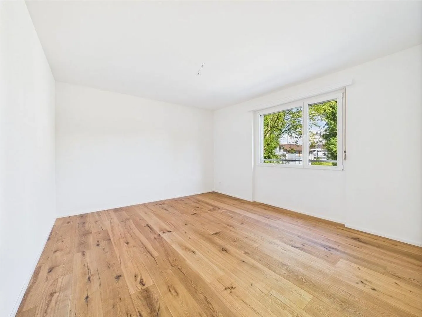 Totalement rénové et situé au centre du quartier de la ville - Photo 5 sur 5