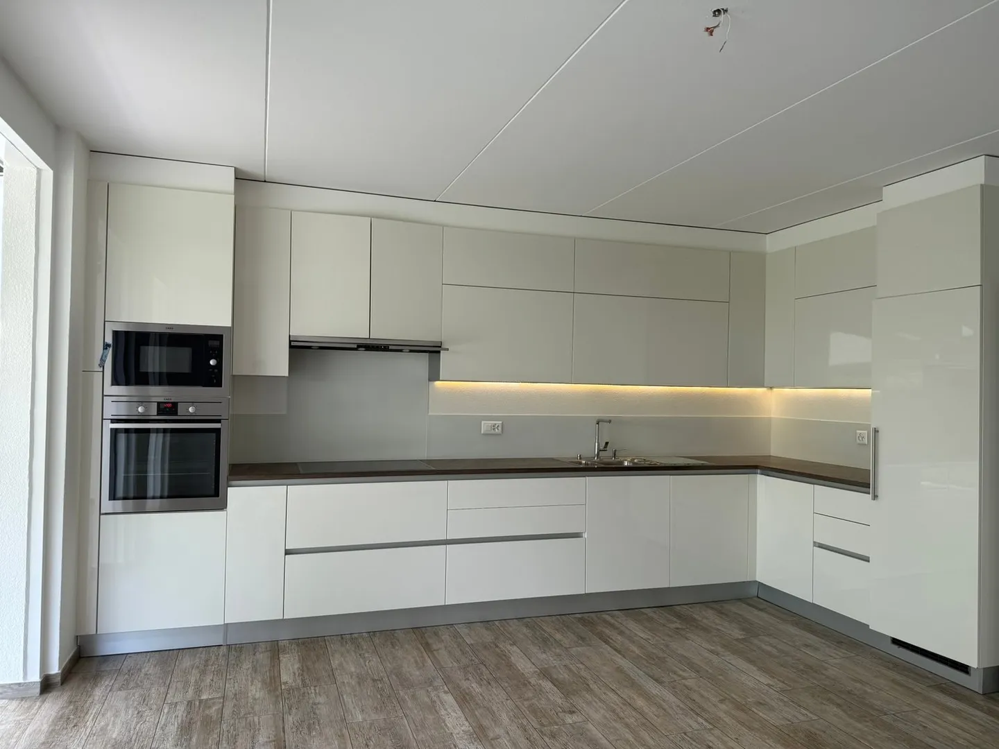 Bella casa con 7 stanze, veranda e terrazza con vista - Foto 5 di 18