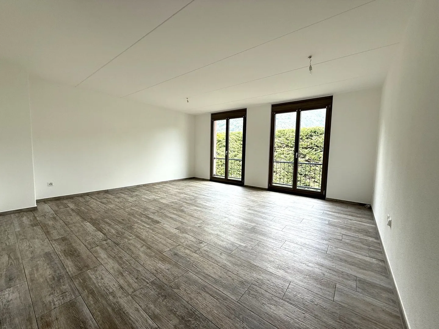 Bella casa con 7 stanze, veranda e terrazza con vista - Foto 10 di 18