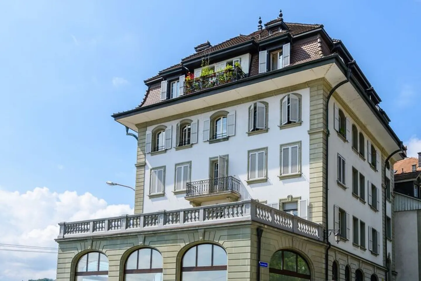 Charmante Wohnung in historischem Gebäude - Foto 1 von 2