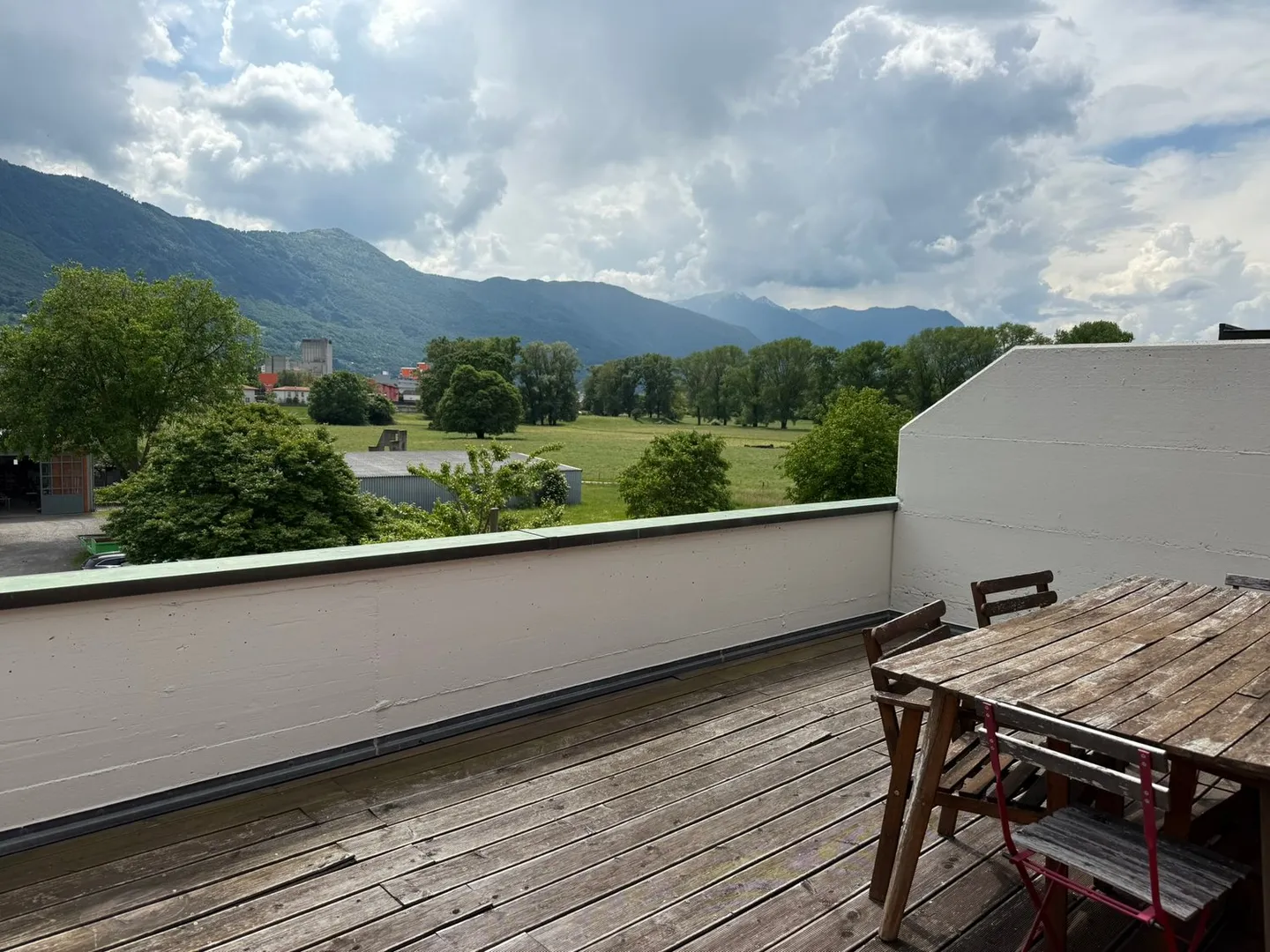 Bella casa con 7 stanze, veranda e terrazza con vista - Foto 18 di 18