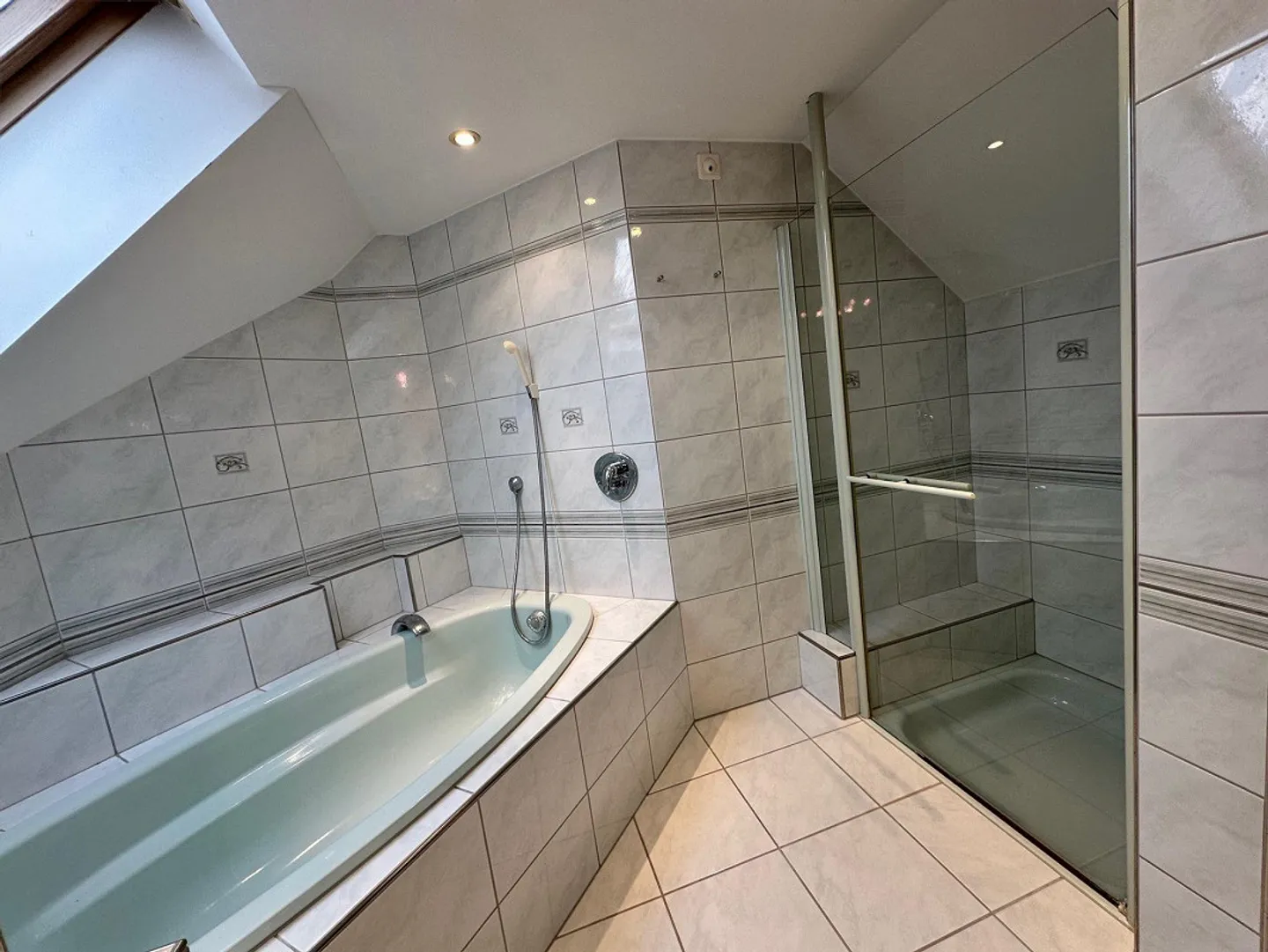 6.5-room penthouse apartment - Photo 6 of 8