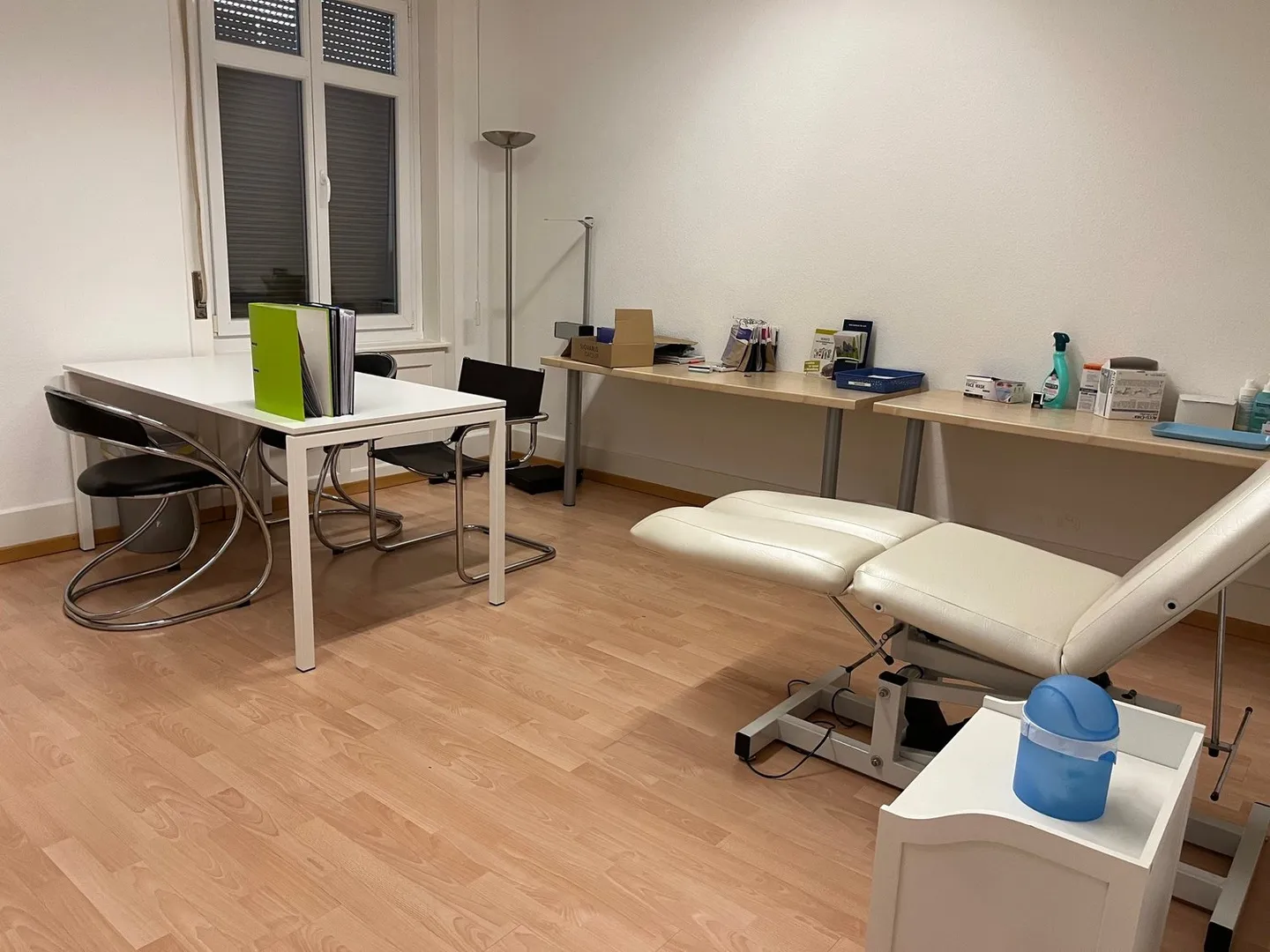 Apothekenräumlichkeiten-Verkaufsfläche und Büros, Brüggstrasse 2 Biel - Foto 8 von 10