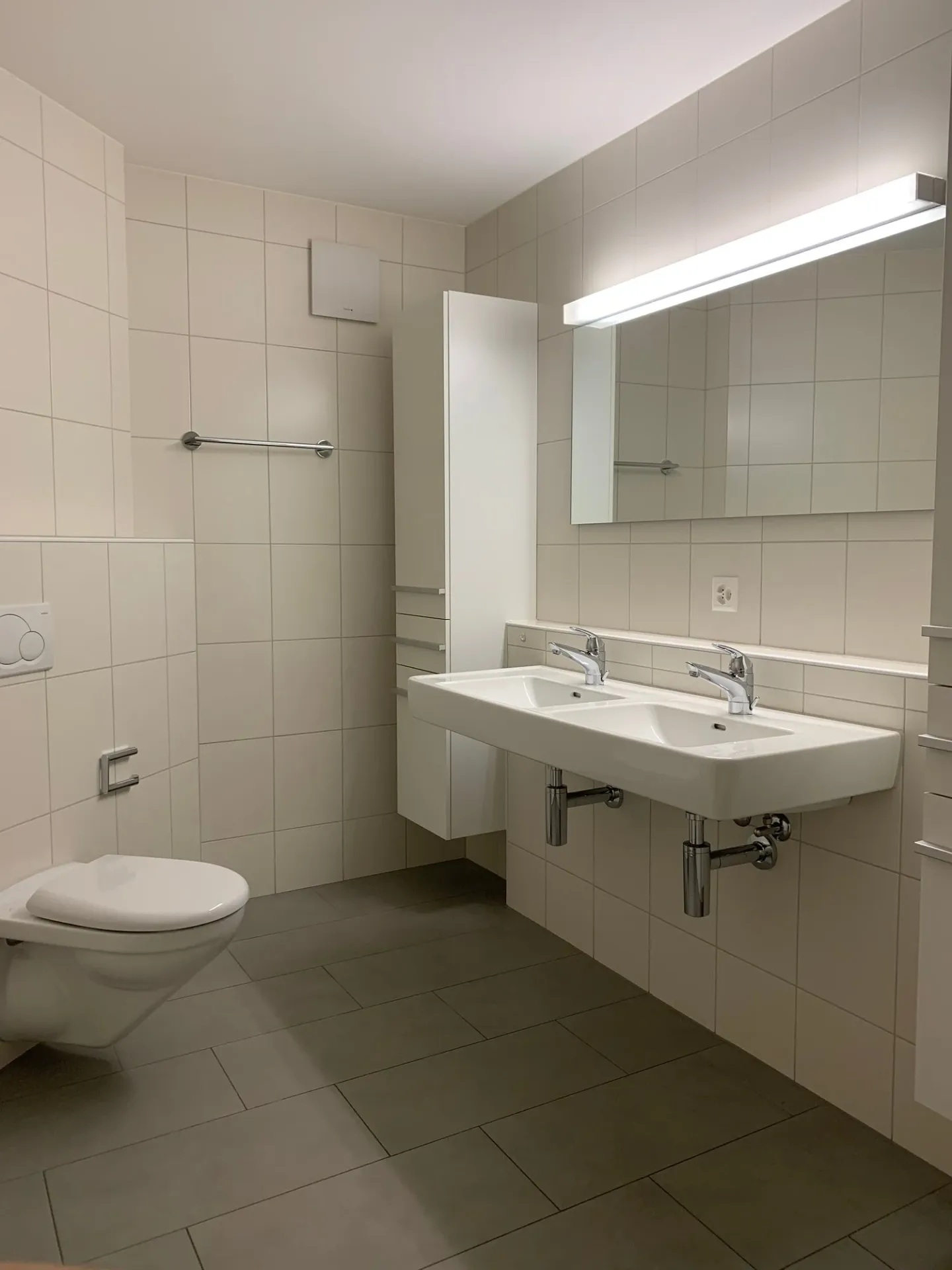 Appartement moderne de 4,5 pièces au centre de Lyss - Photo 6 sur 10