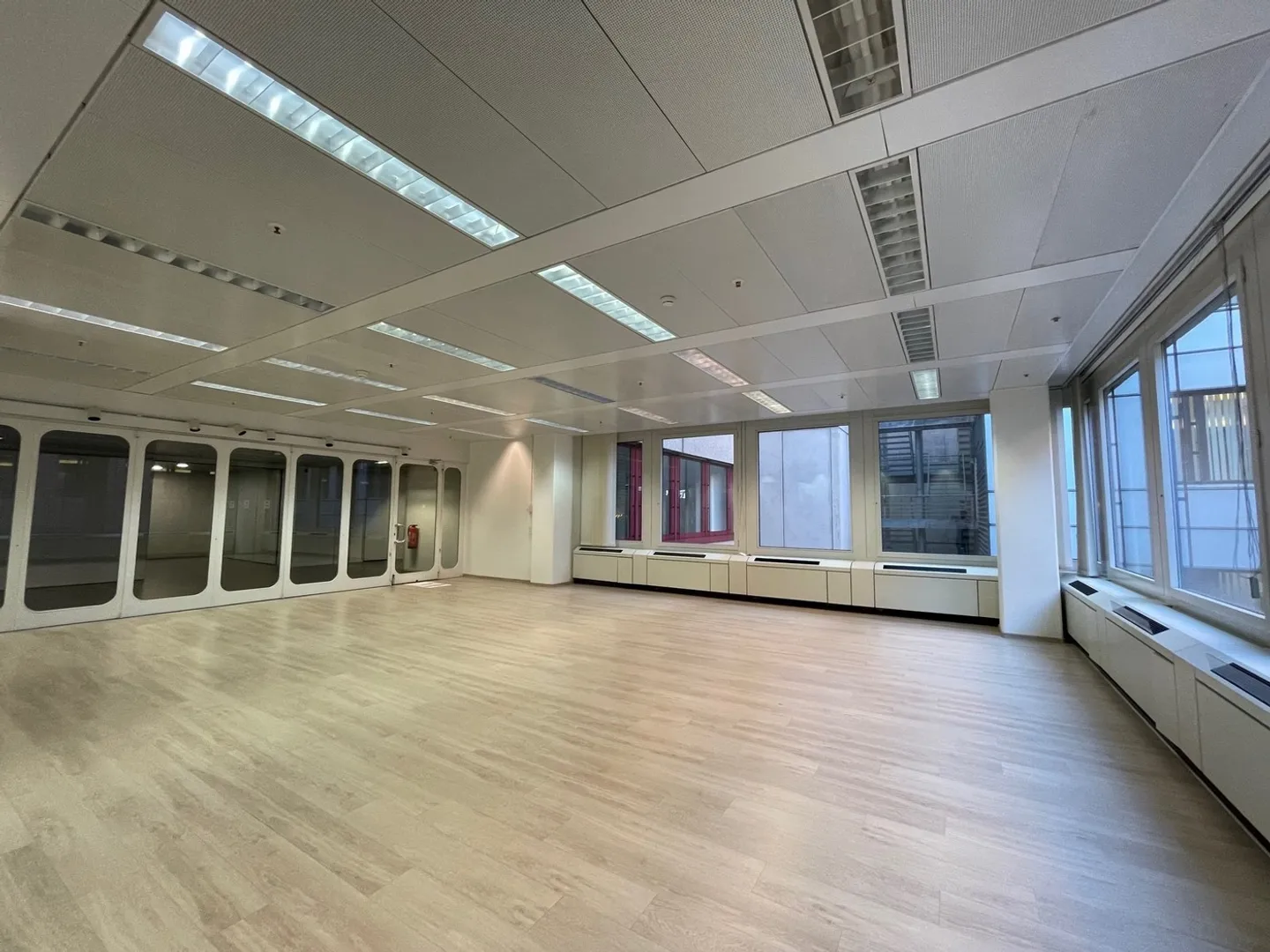 IN AFFITTO - SR212 105 m² - Foto 3 di 6